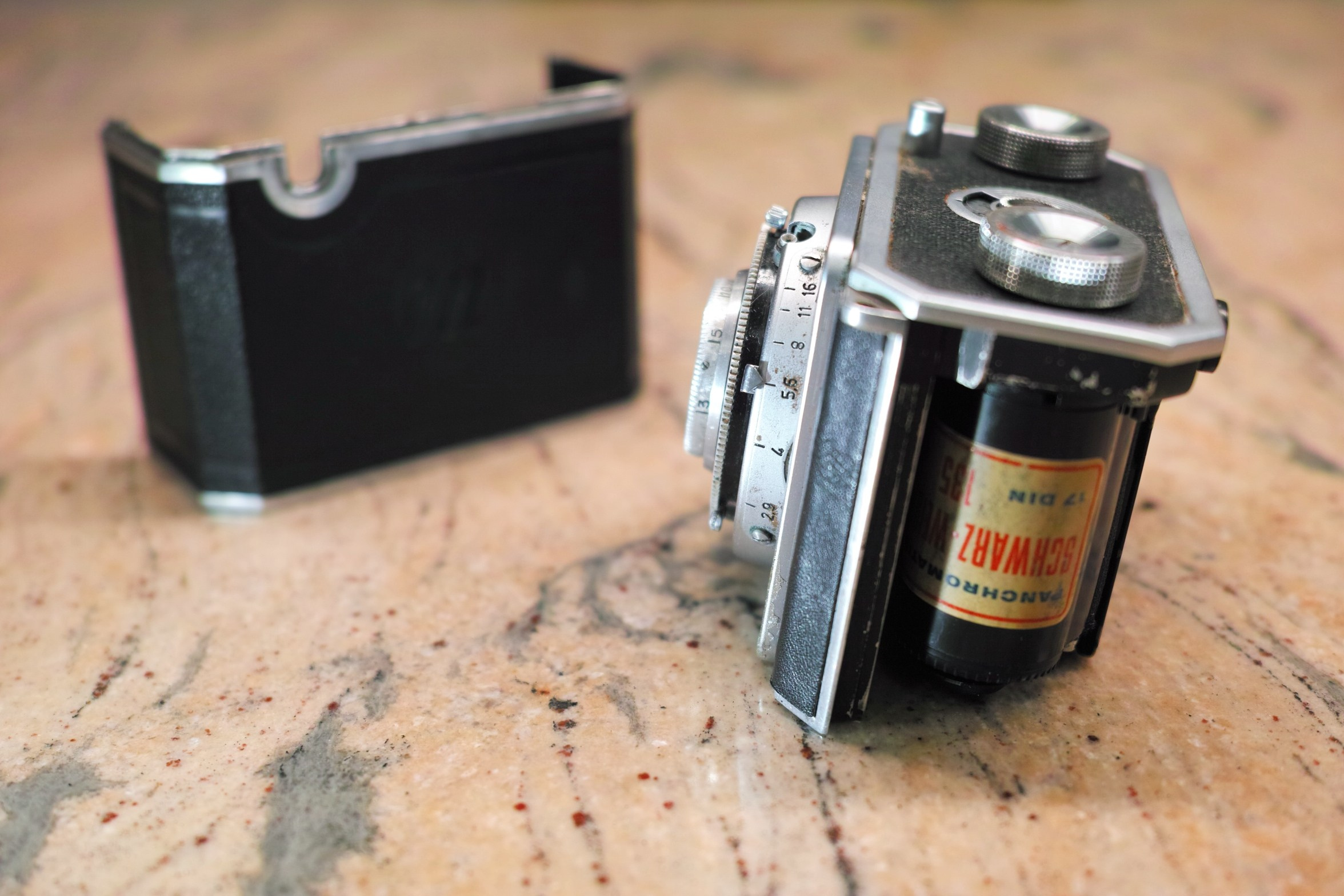 камера Mimosa 2 с открытой крышкой