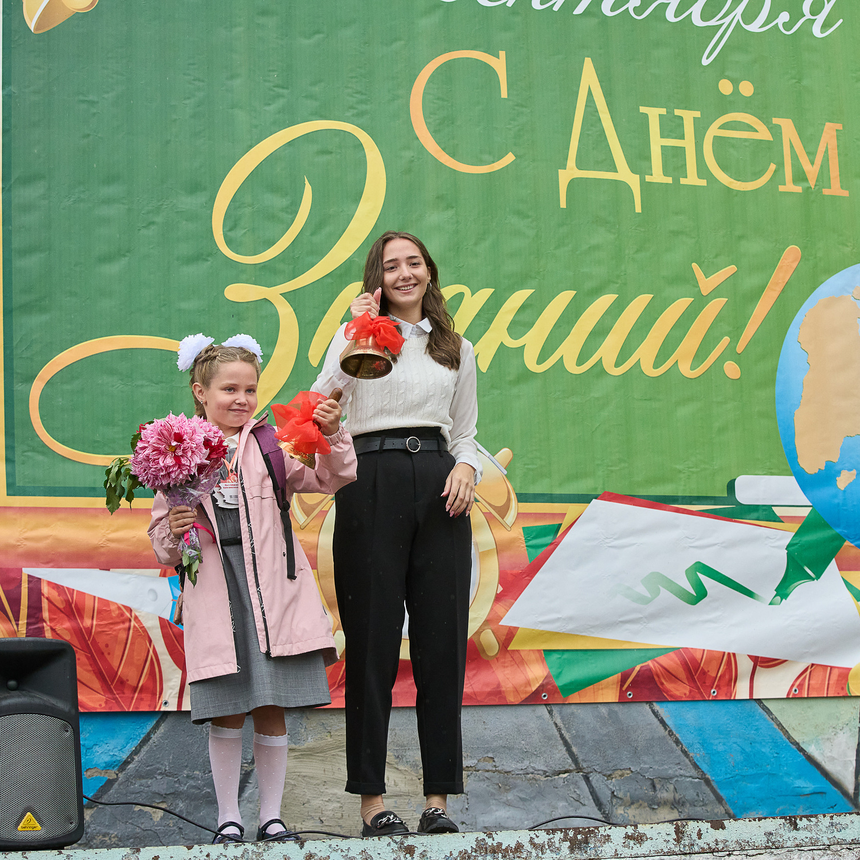 Выпускные альбомы 4 класс в Заволжье и Городце. Школьный фотограф. Фотограф в Заволжье Алексей Шабалин