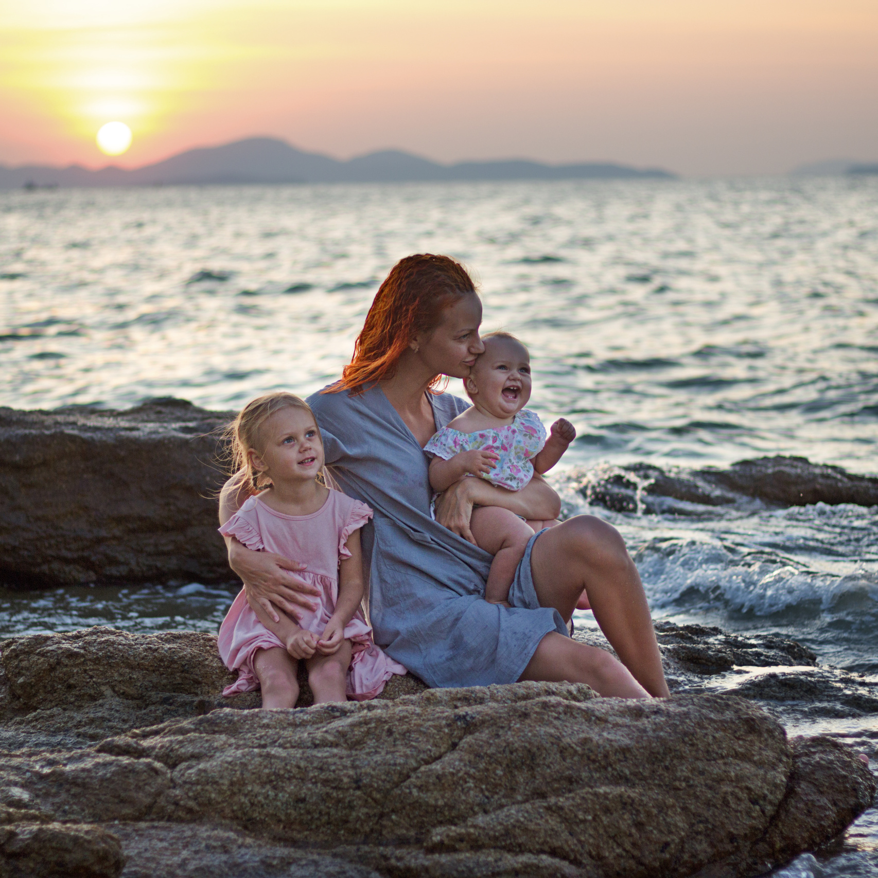 Контакты. Семейный и детский фотограф в Хабаровске Ковалева Таисия