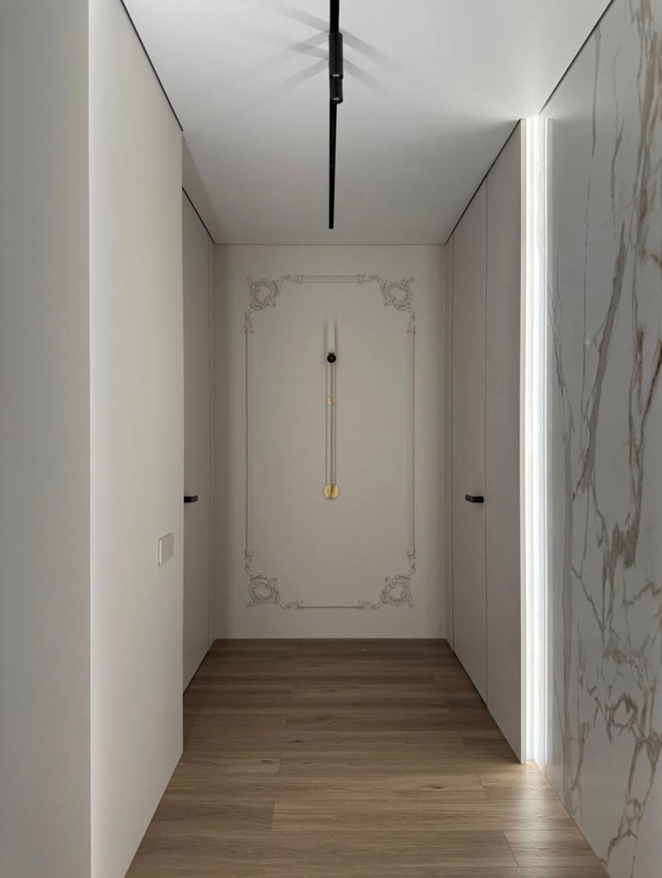 ЖК Коперник. Дизайн студия, занимаемся разработкой Дизайн проектов, реализацией проектов под ключ. Мы находимся в городе Екатеринбург. Зовут Рената