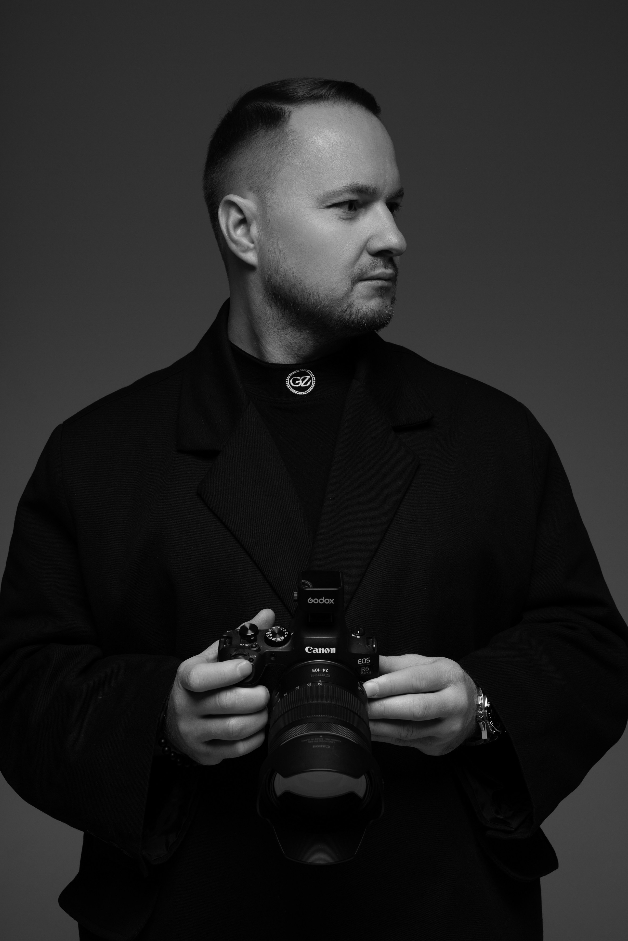 Фотограф свадебный, репортажный, индивидуальный, фото для маркетплейсов, брендов, автосалонов