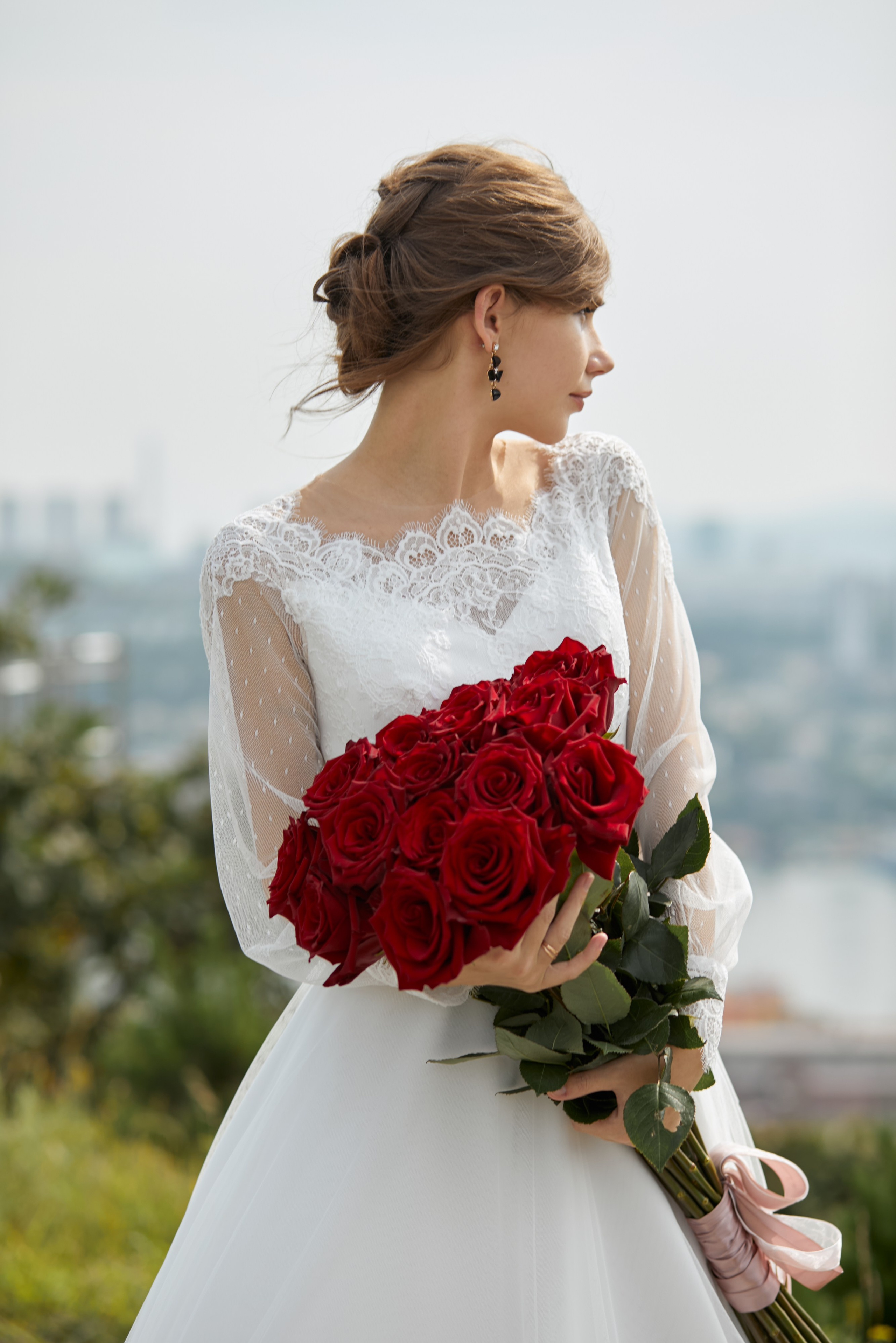 Свадебная прогулочная фотосессия во Владивостоке