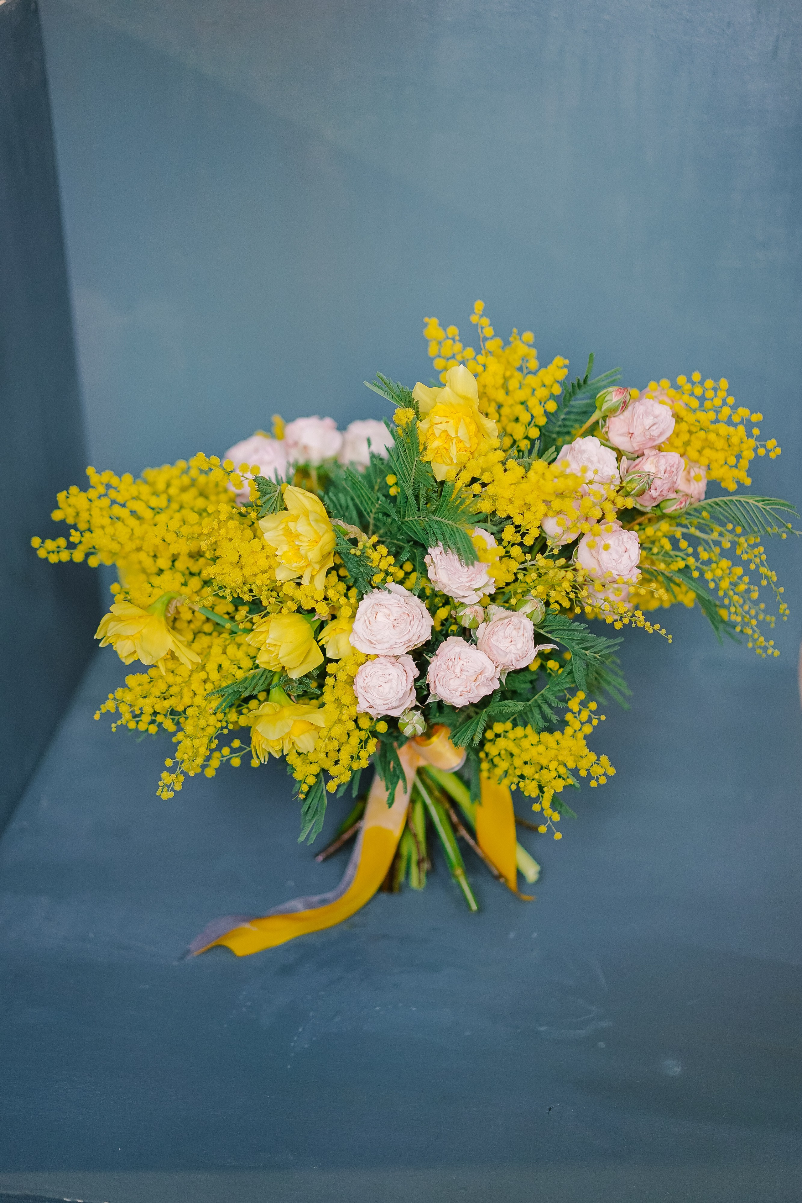 Букеты на 8 Марта. Цветы из вашего двора