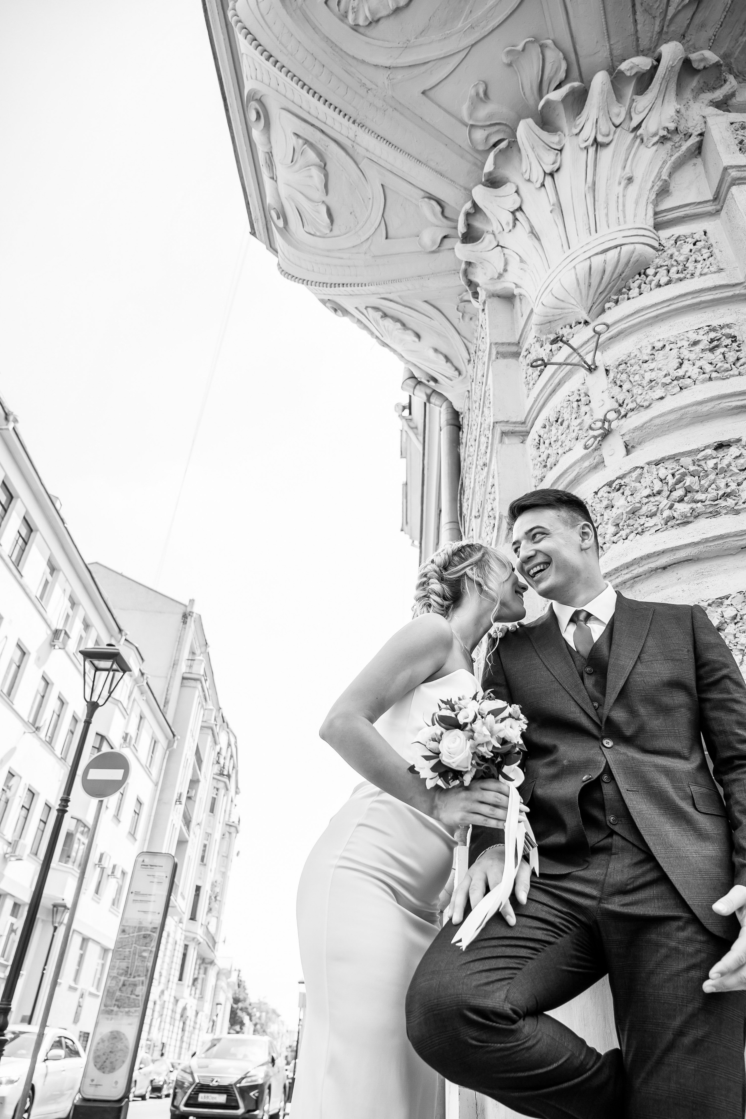 Свадебный фотограф и видеограф (Москва). Создаю семейные реликвии: фото, наполненные эмоциями, и видео, заряженные энергией, которые вместе дарят катарсис при каждом просмотре