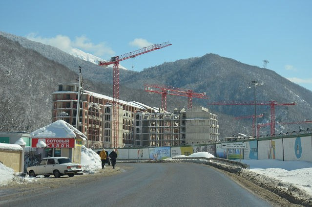 Какая была Красная Поляна до Олимпиады. Инструкторы по горным лыжам Сочи Красная Поляна. Горнолыжная школа