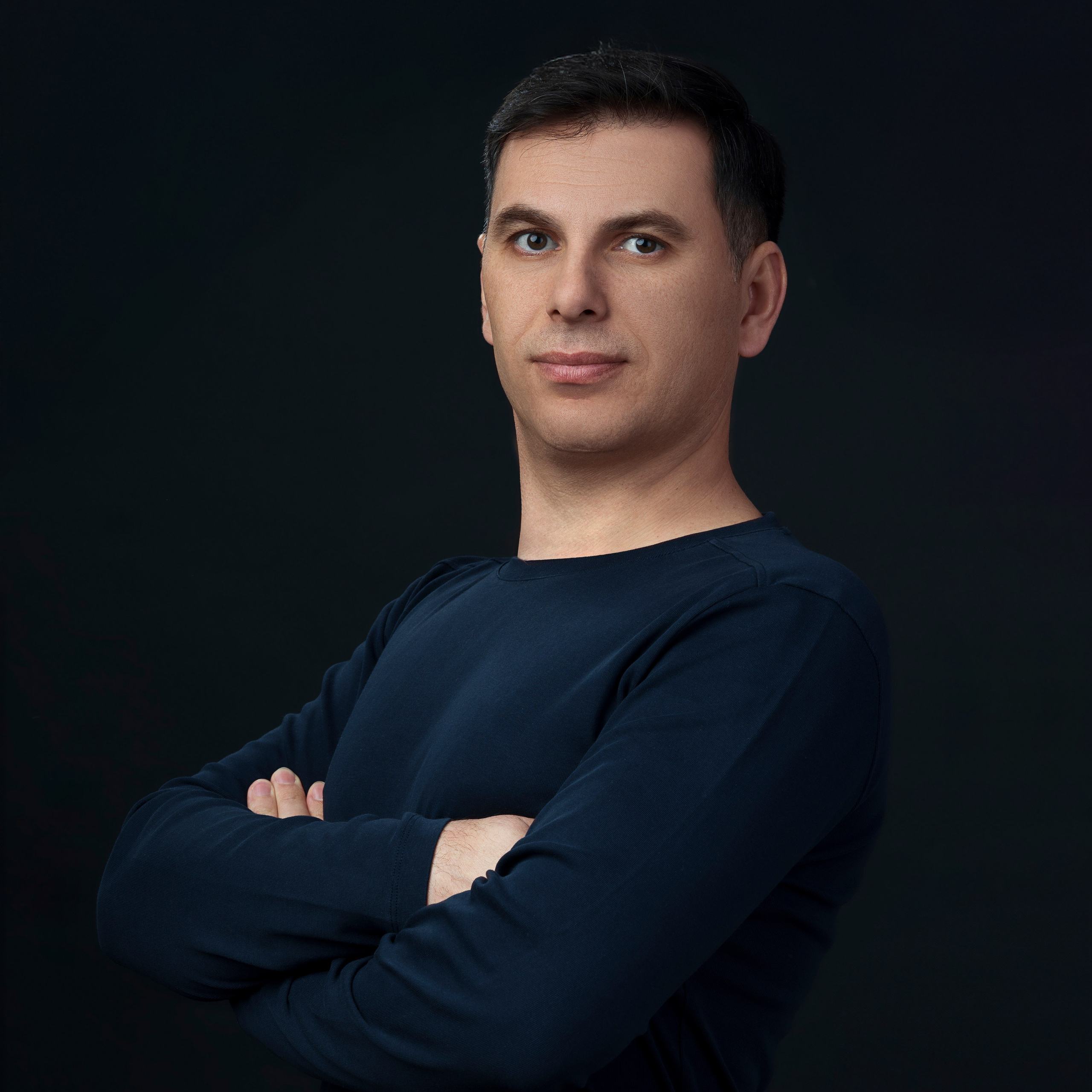 Школьный фотограф для выпускных альбомов в Москве и области Эмиль Имаретли