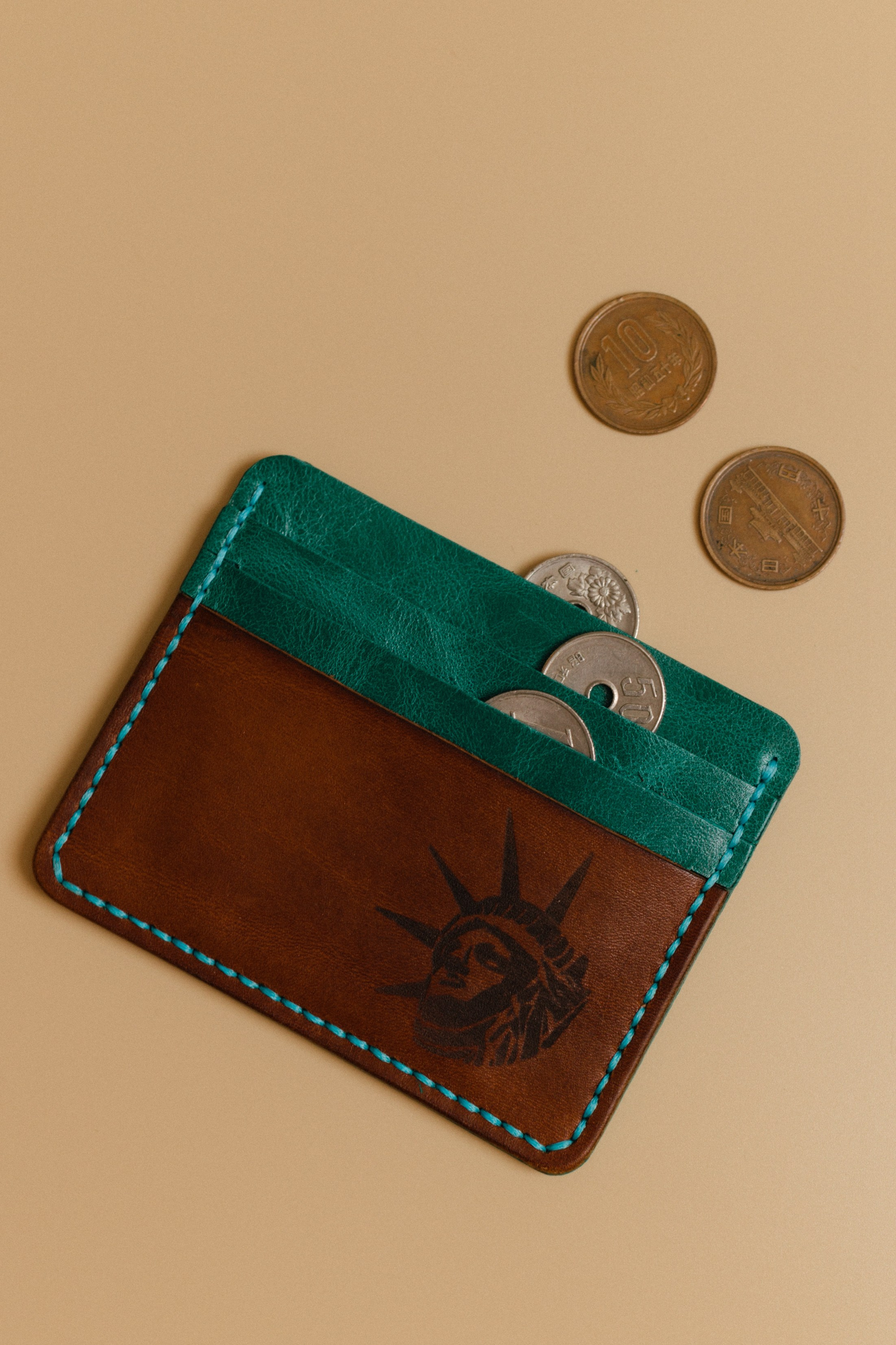 Изделия из кожи в Самаре