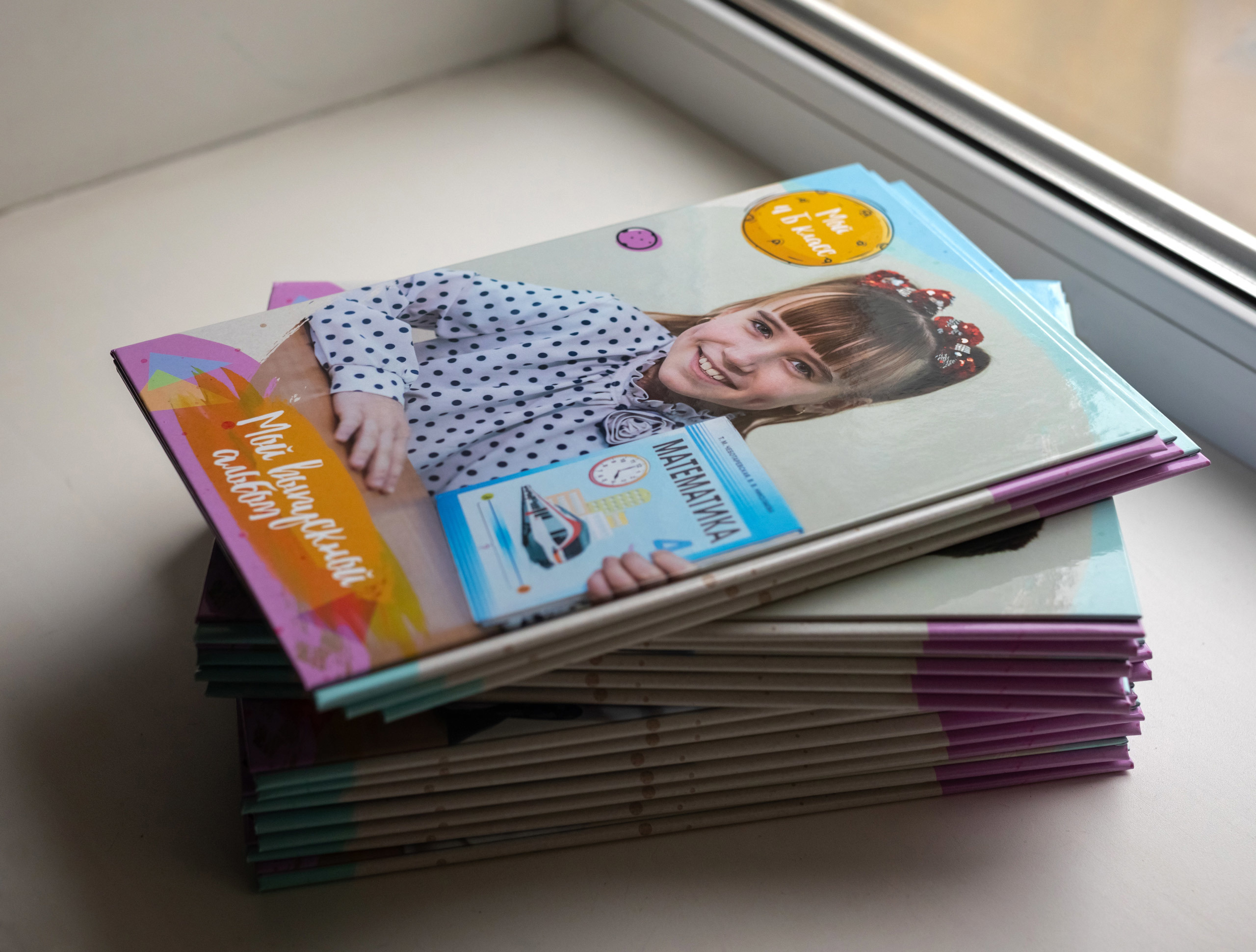 Примеры выпускных альбомов. Фотограф Евгений Стельмах в Молодечно и Минске