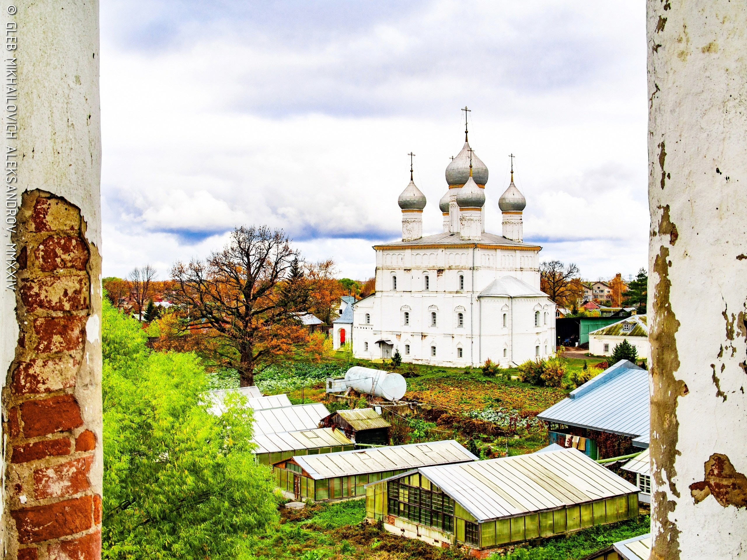 Ростов. Храм Спаса Преображения (Спас на Песках). Зодчество