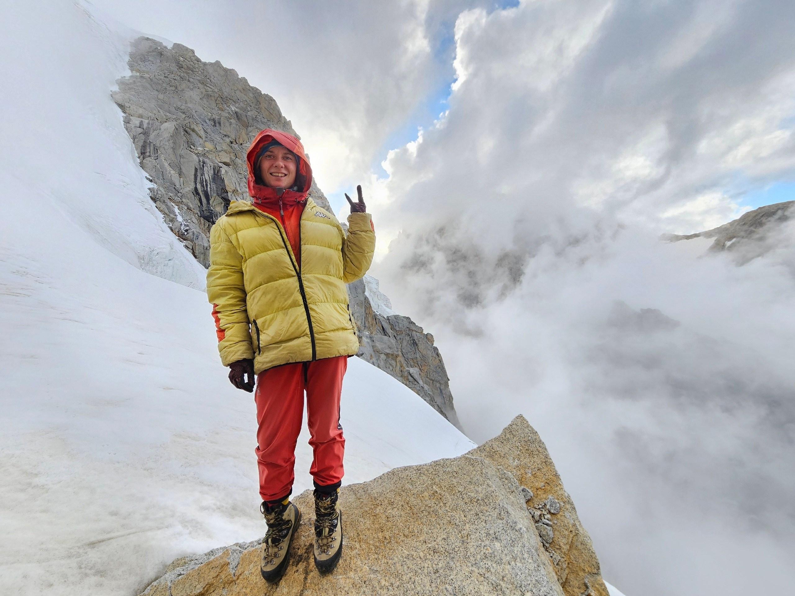The First All-Female Ascent on Chegem Peak’s NE Face via Forostyan Route, 6A. “Steel Angel”: women’s climbing award