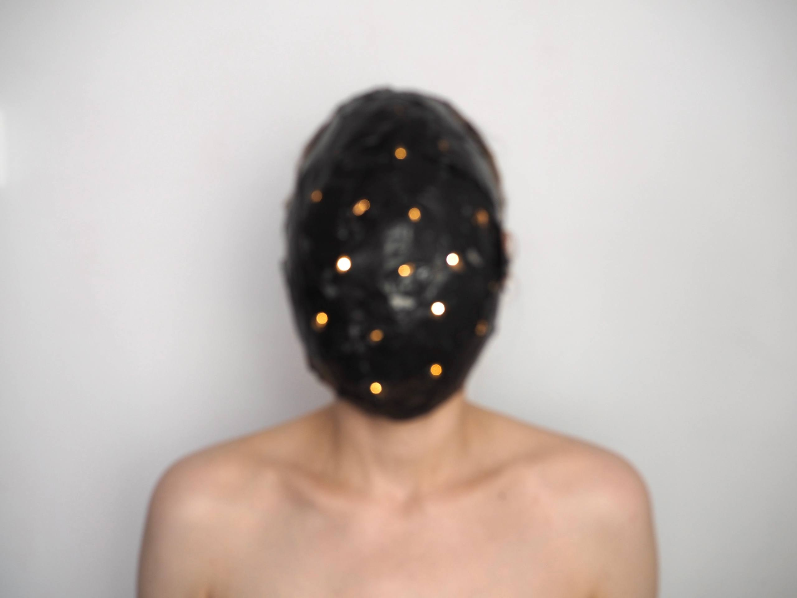 Маски каждый день. Художница Ирина Гейнц