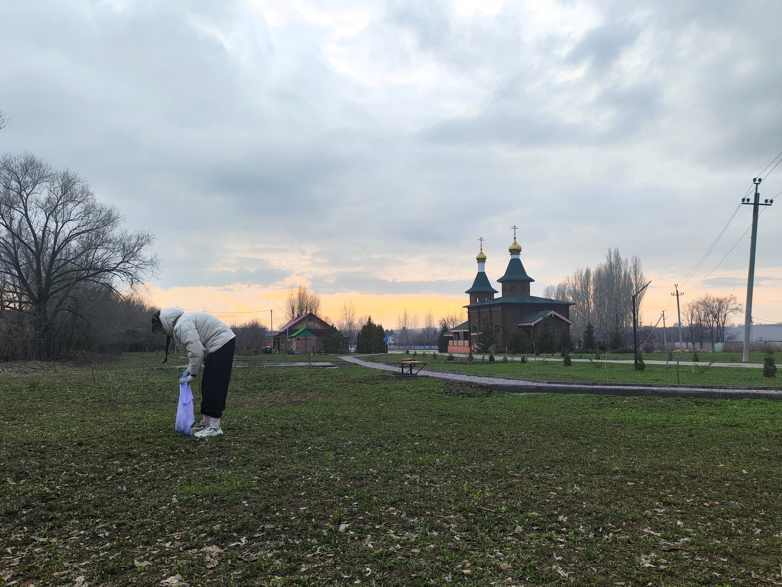 Субботник в Сретенском храме. Северное благочиние Саратовской епархии