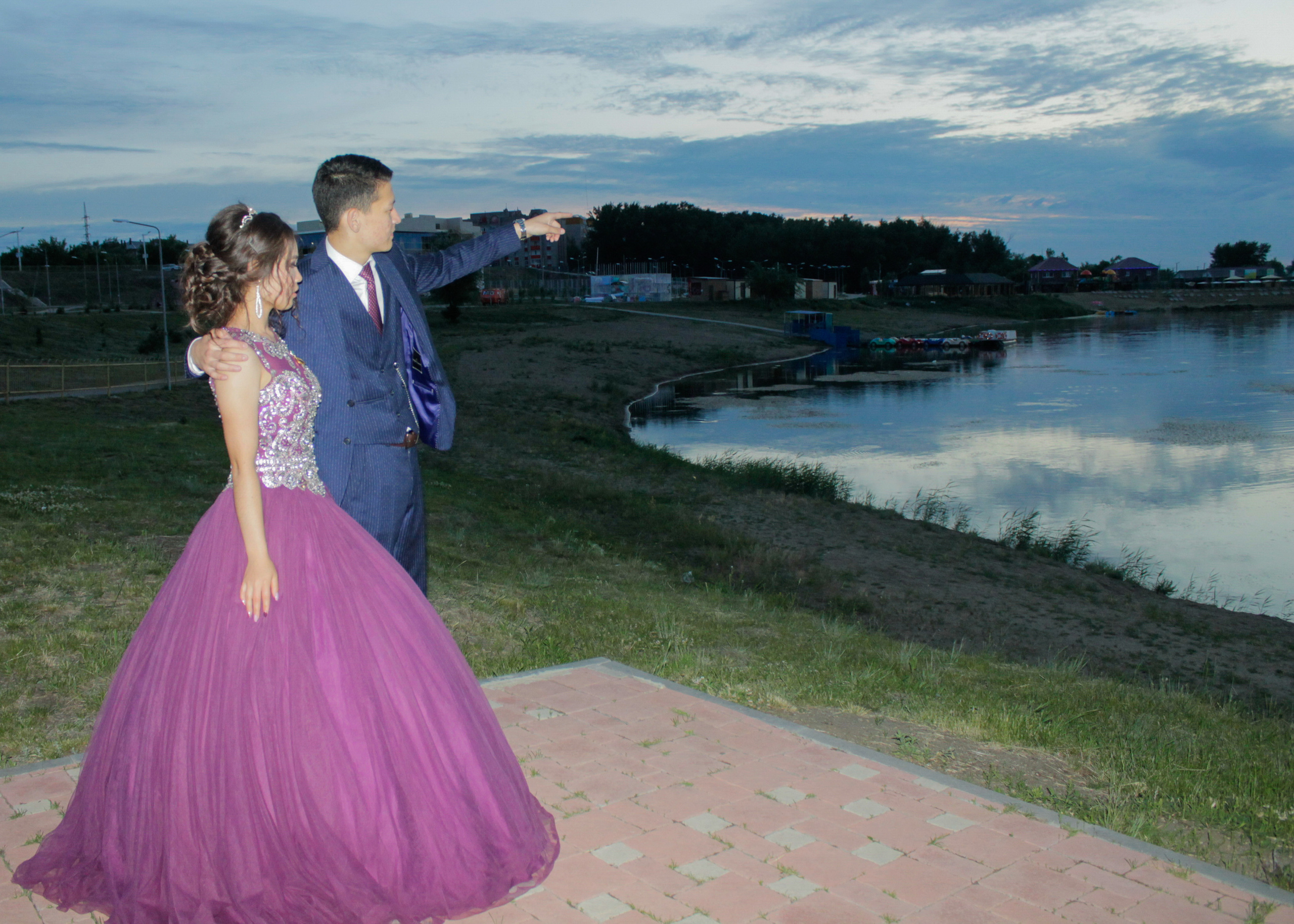 Фотограф на выпускной в школе. Детский и школьный фотограф в Костанае Рабига Сейткенова