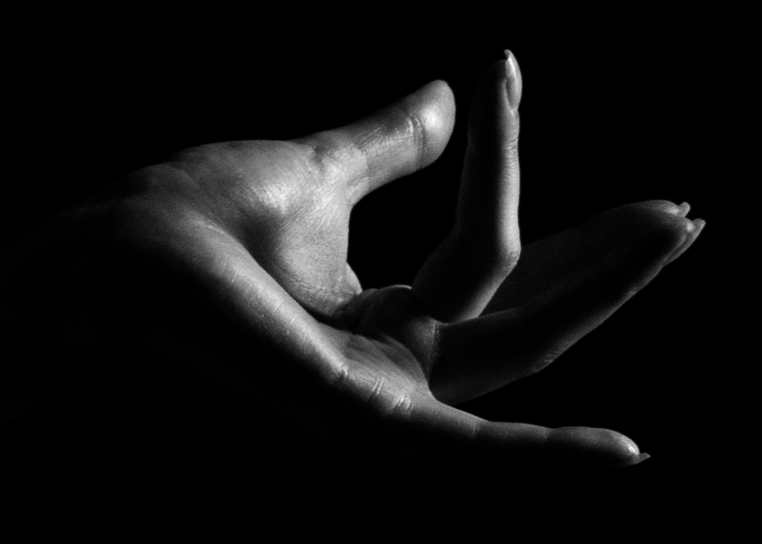 DUAL — авторский проект Леонида Маркачева и Зули Ибрагимовой. Арт фотограф в Москве Леонид Маркачев. Женский портрет, будуар, фэшн, арт-ню