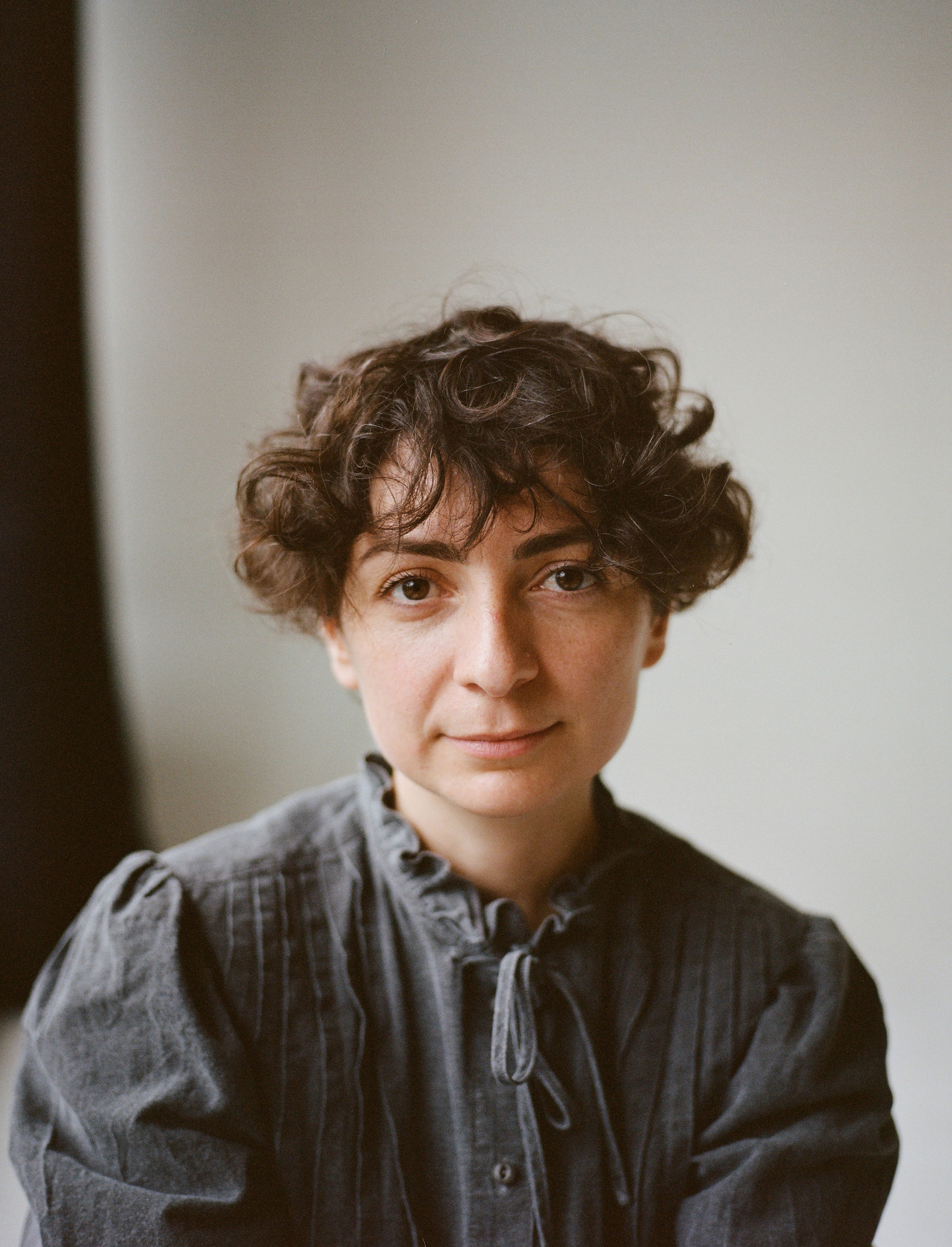 CONTACT. Художница Лилит Матевосян