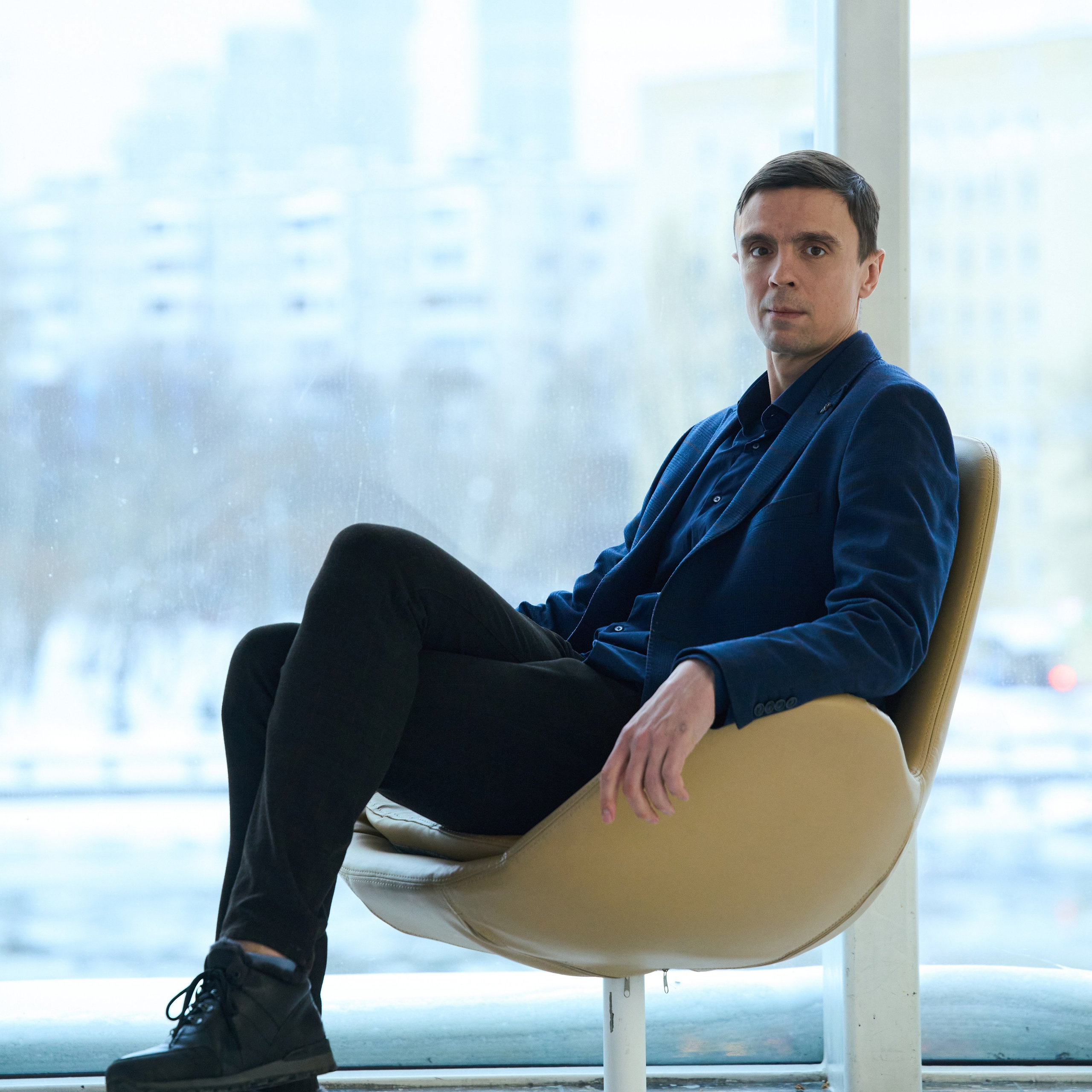 Деловой портрет для женщин и мужчин. Портретный фотограф Павел Бахирев. Москва