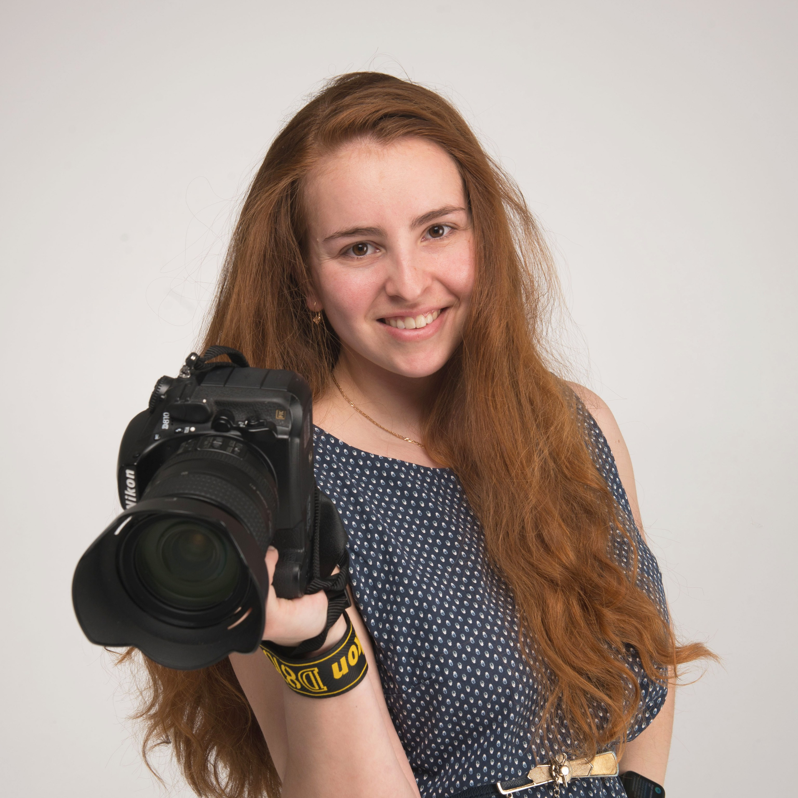 Контакты. MILATE — выпускные альбомы, фотосессии и видео в Москве