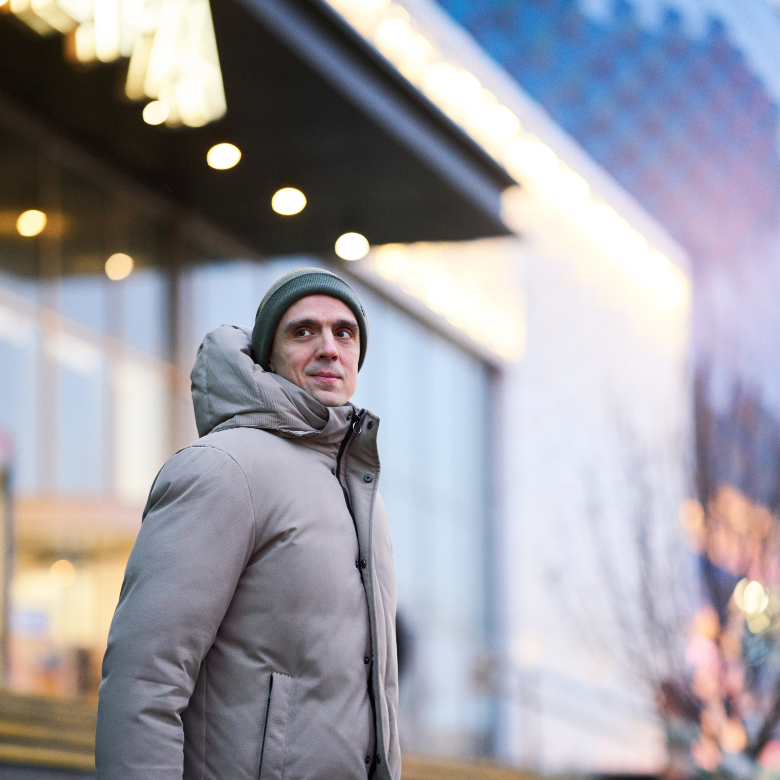 Мужские фотосессии для сайтов знакомств в Москве. Портретный фотограф Павел Бахирев. Москва