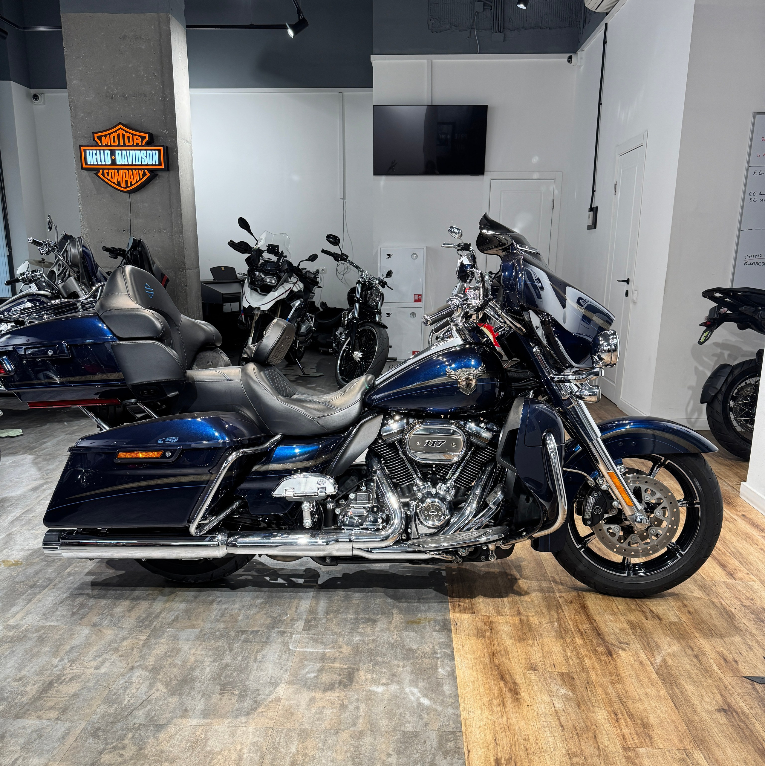 Hello Davidson, Москва. Только хорошие мотоциклы…