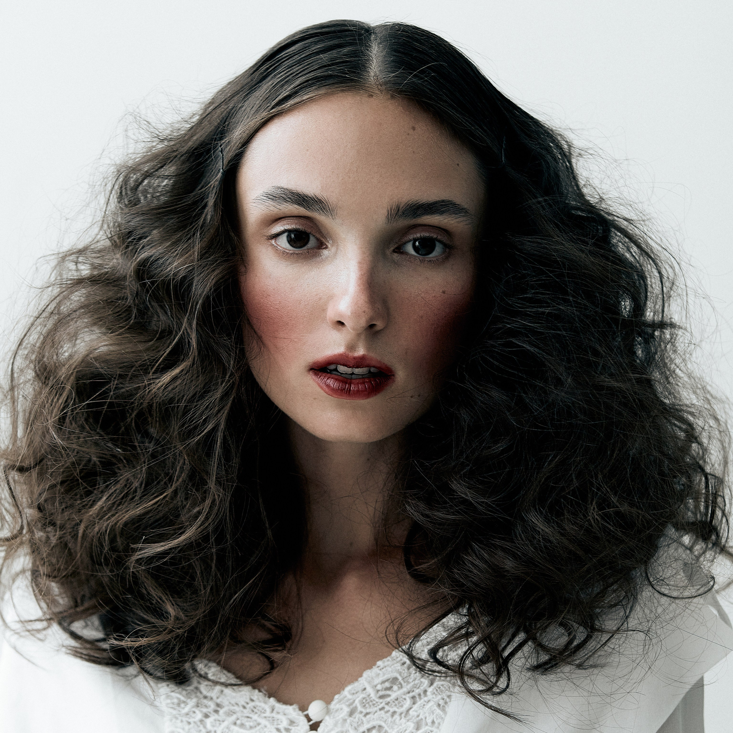 Услуги. Регина Бакаева визажист Москва