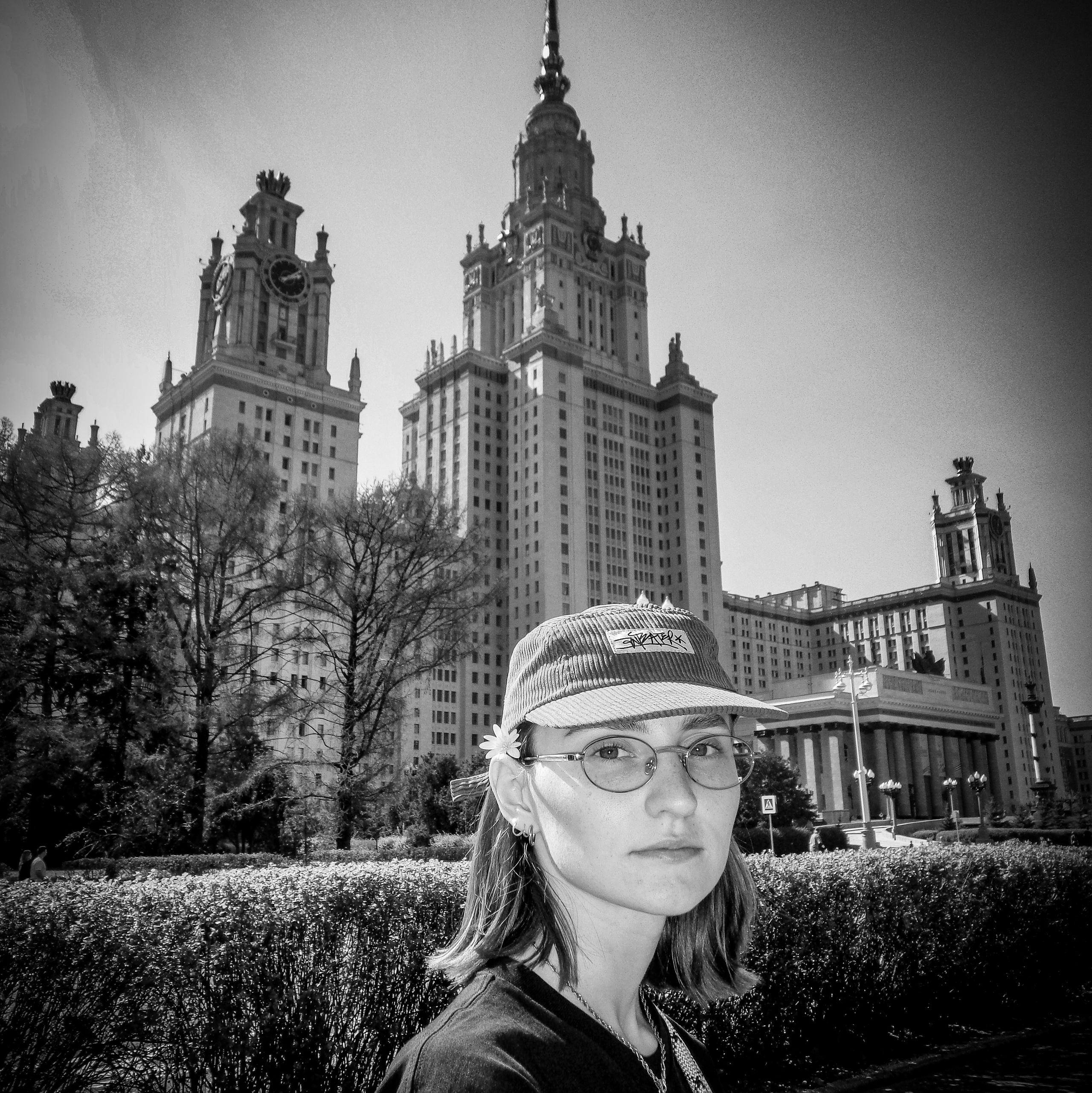 Контакты. Соня бу тебя сфоткала