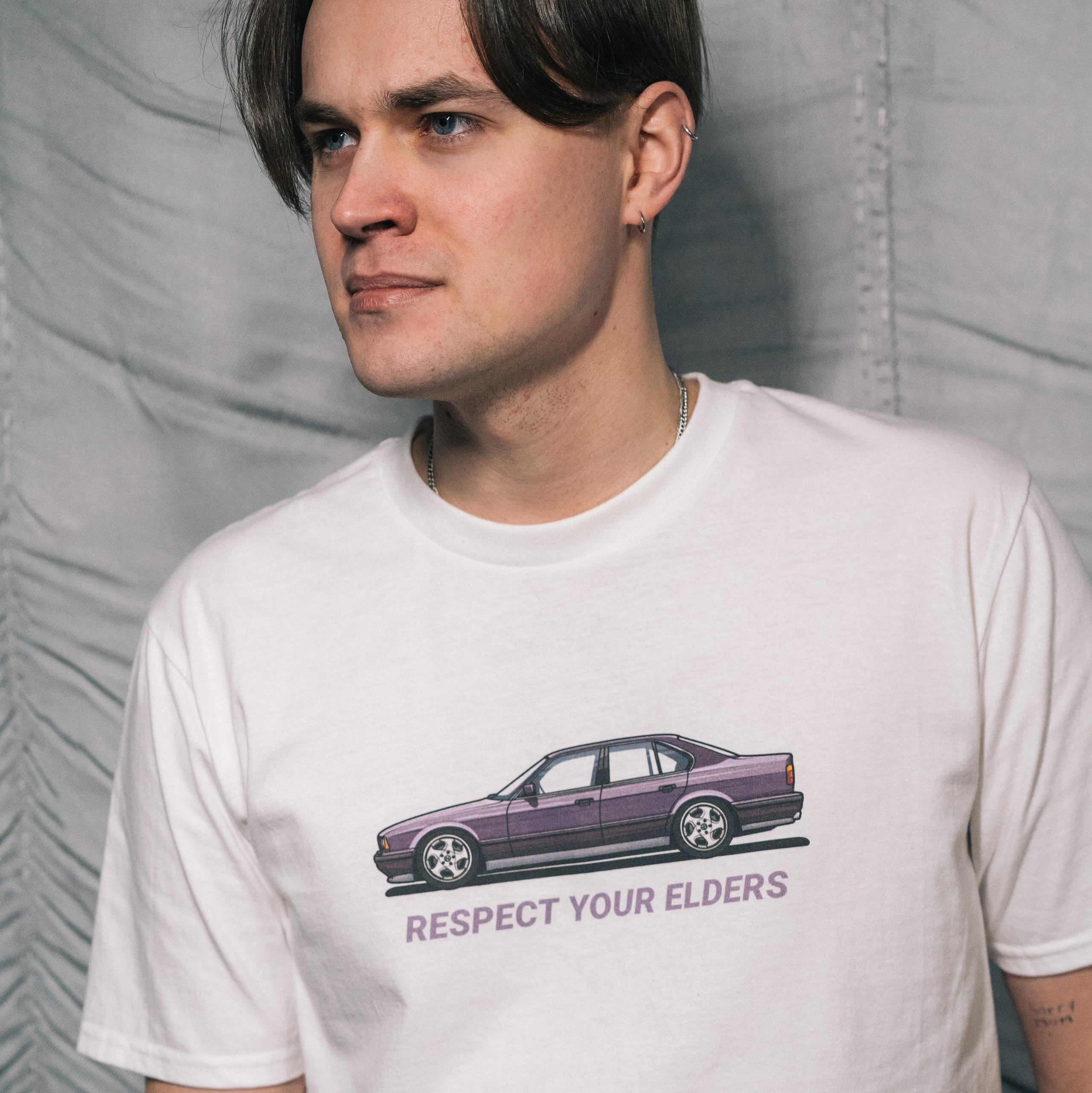 Одежда с изображением автомобилей. Автомобильный фотограф Антон Цырулев