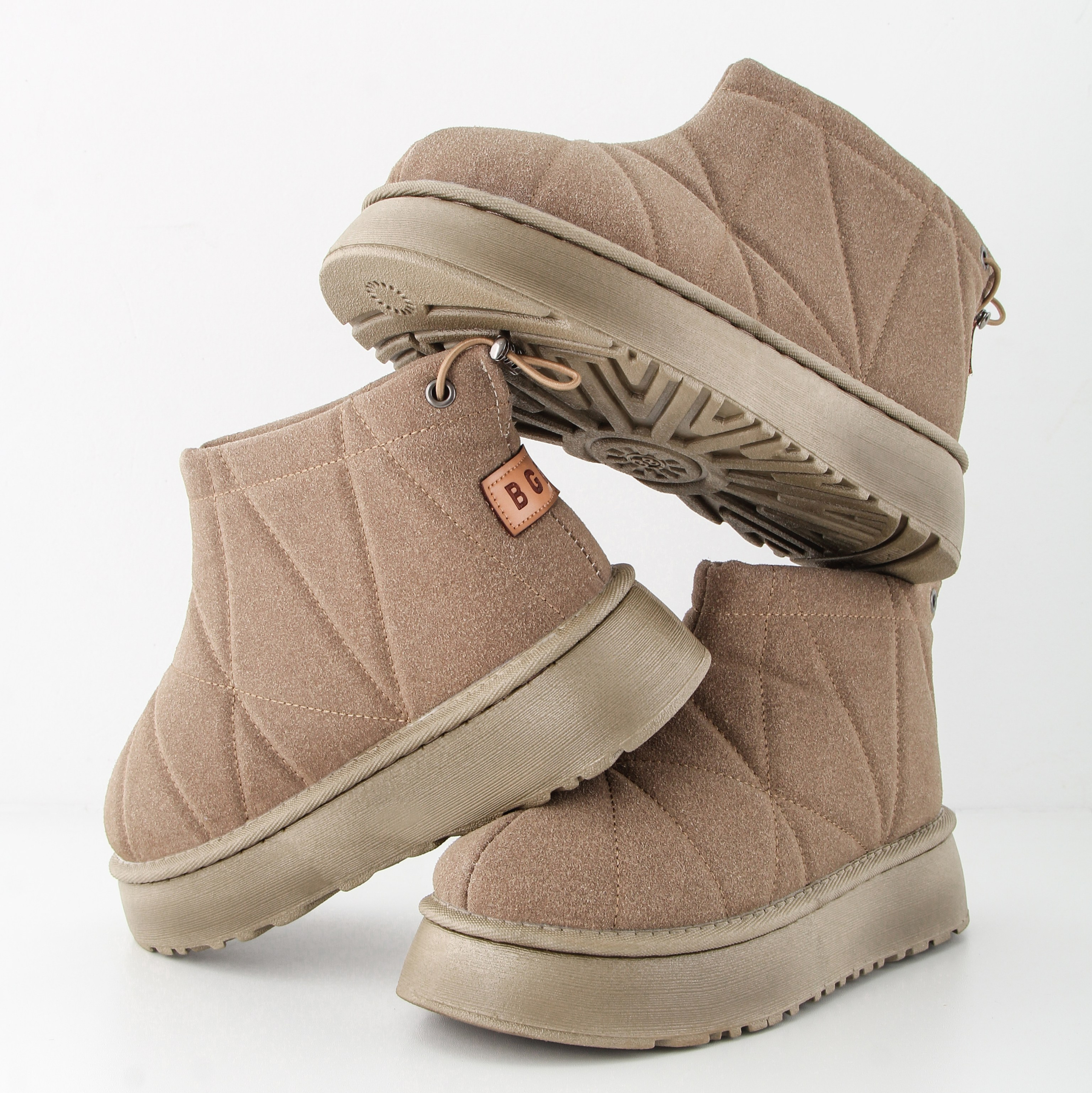 Предметный фотограф в СПб | Съемка для Wildberries, Ozon, рекламы | Алан Ульбашев