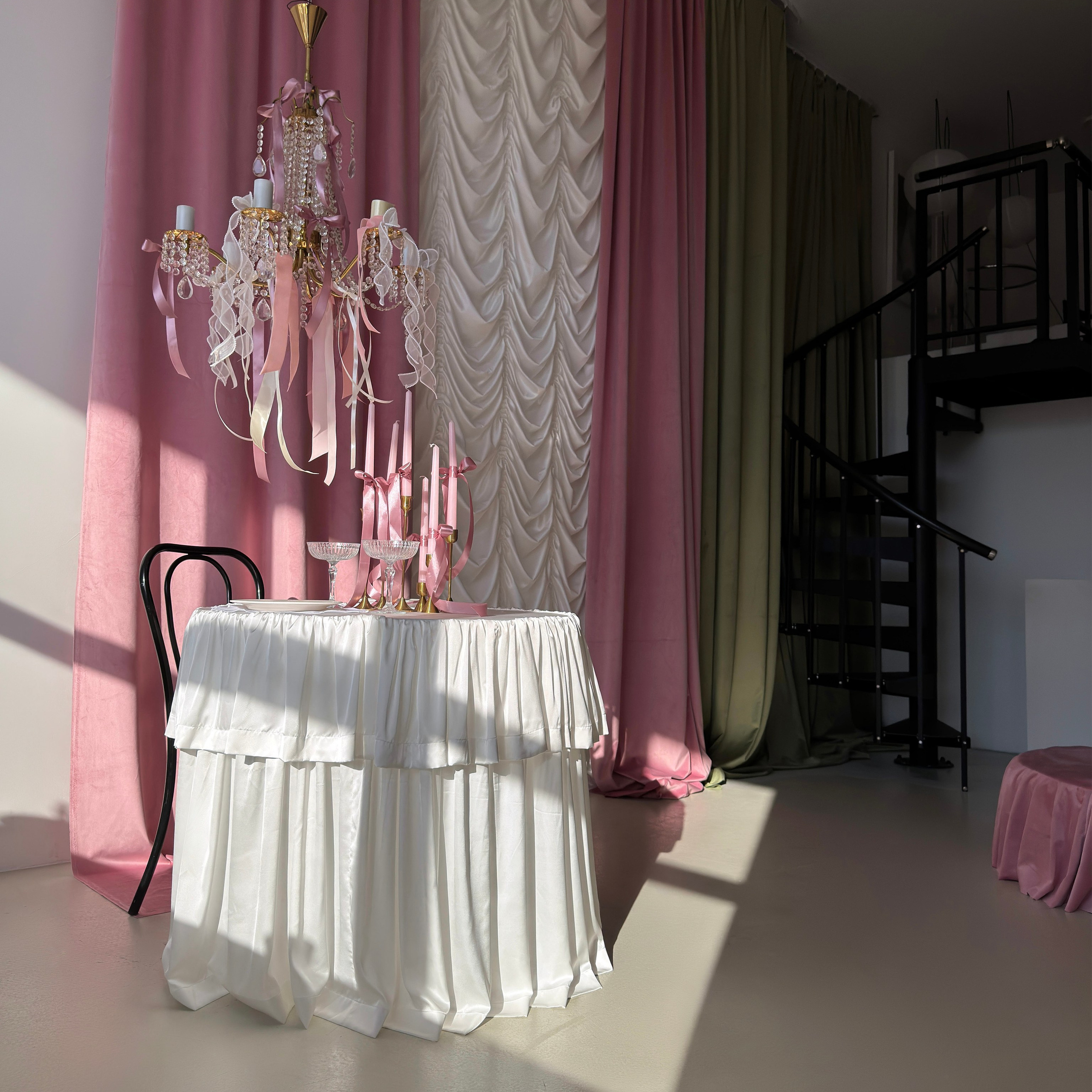 Весенние локации. Фотостудия в Балашихе Железнодорожный  — почасовая аренда, бронь онлайн