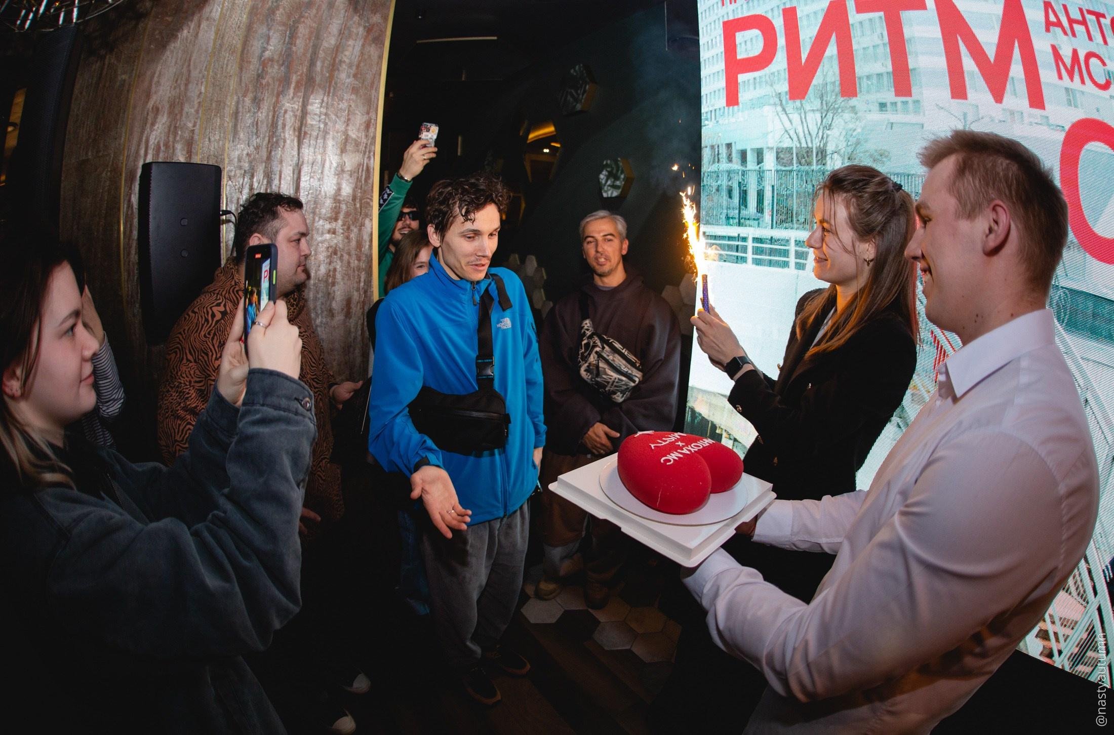 Услуги и Цены. Репортажный и концертный фотограф в Москве Анастасия Осень