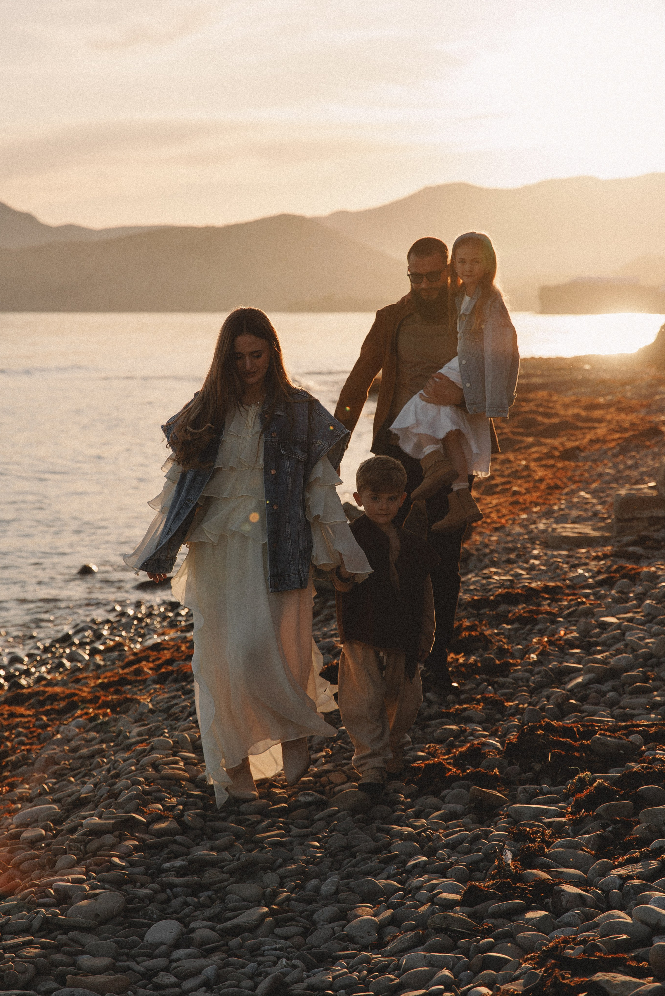 Семейный, Свадебный и индивидуальный фотограф в Крыму, Ялте, Судаке, Симферополе Лиза Дементьева