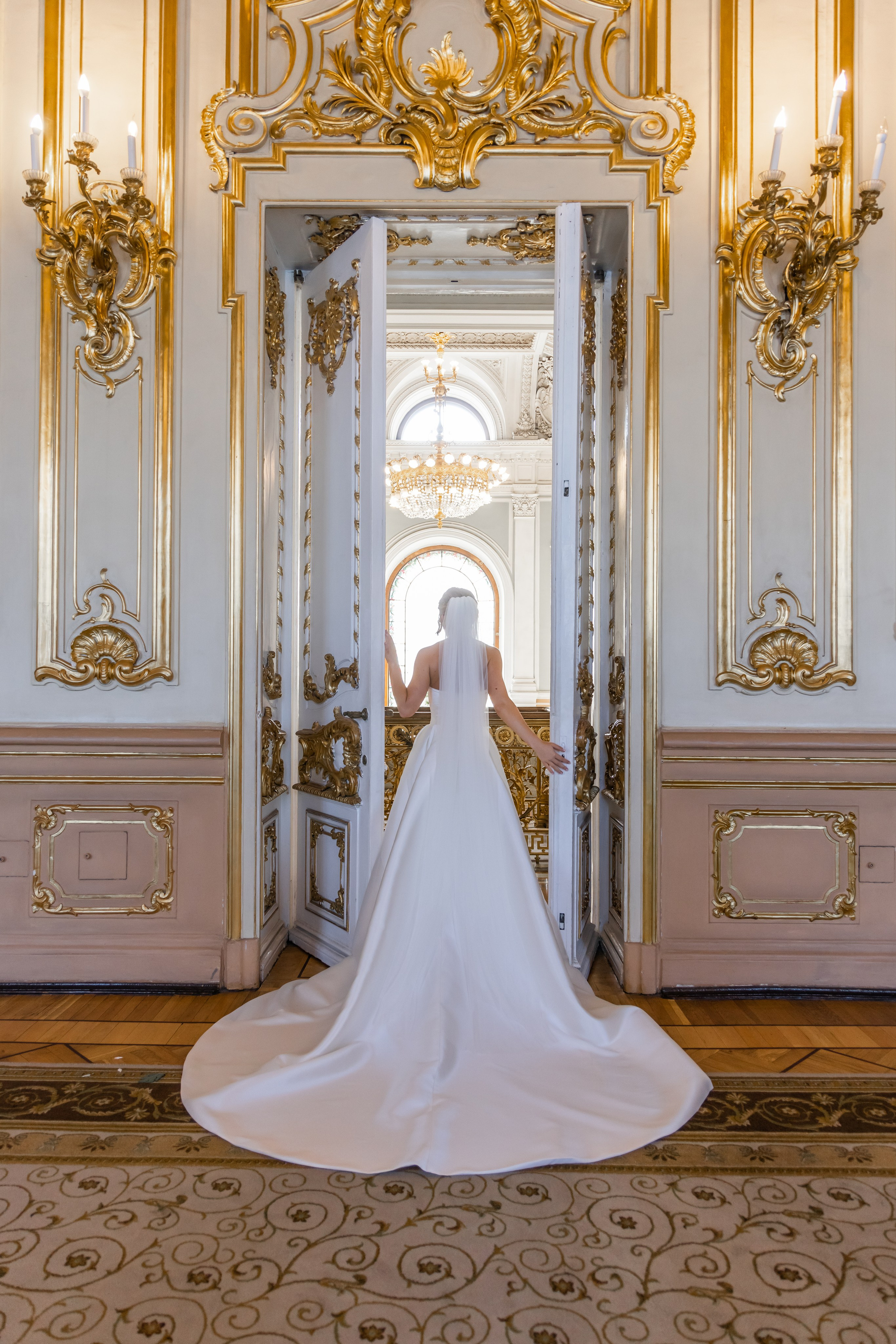 Свадебный фотограф Иван Петров