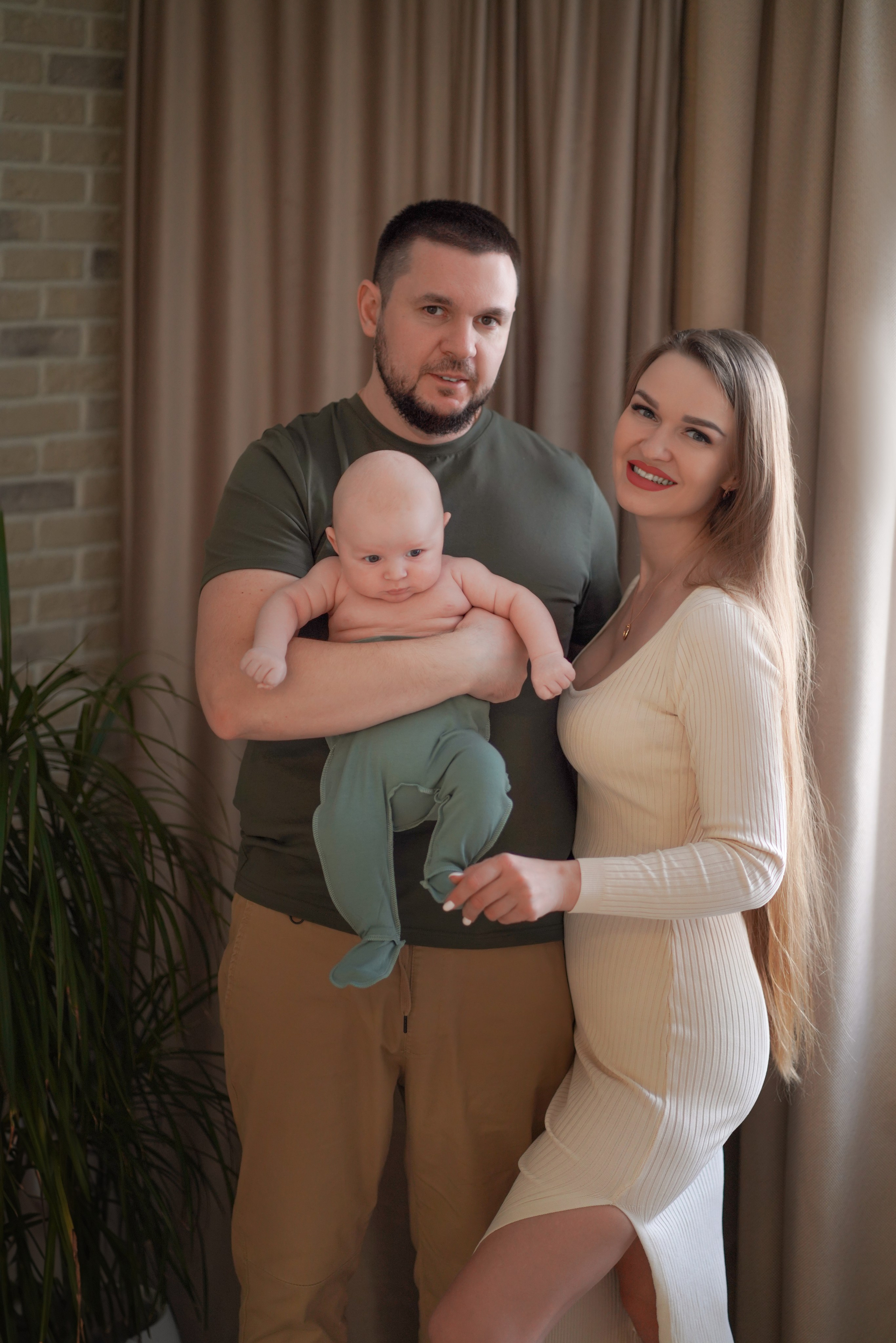 Съемка новорожденного в стиле Lifestyle. Фотограф новорожденных беременных в Тюмени Ткачук Татьяна