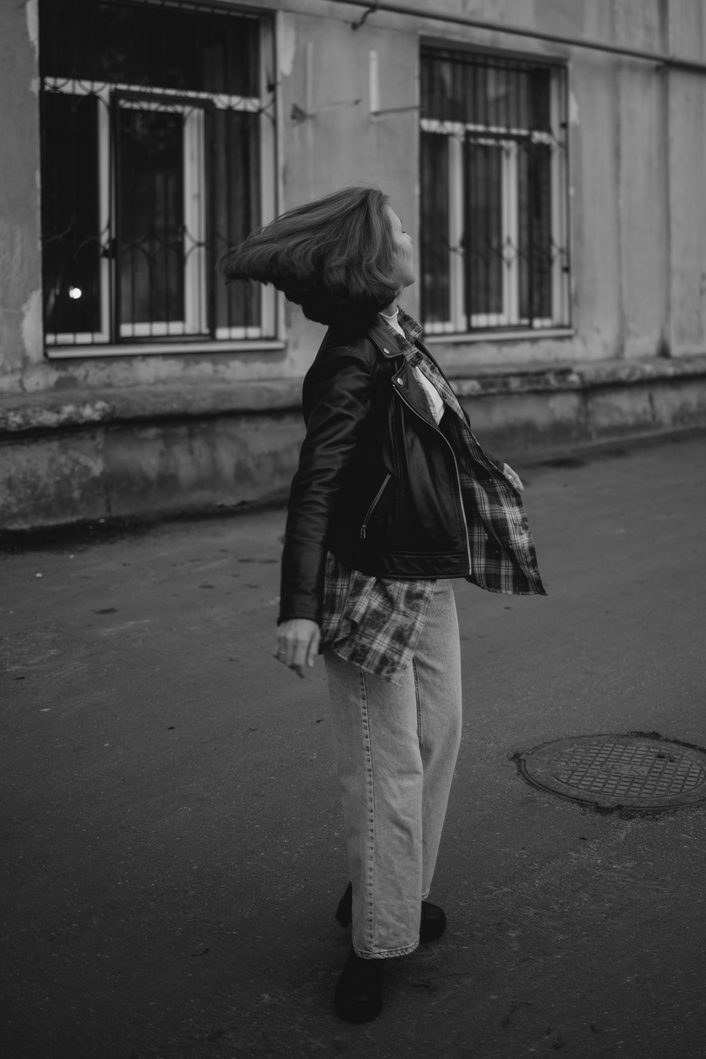 Фотографирую настоящие эмоции, ценю настоящий момент и стараюсь его сохранить на своих снимках