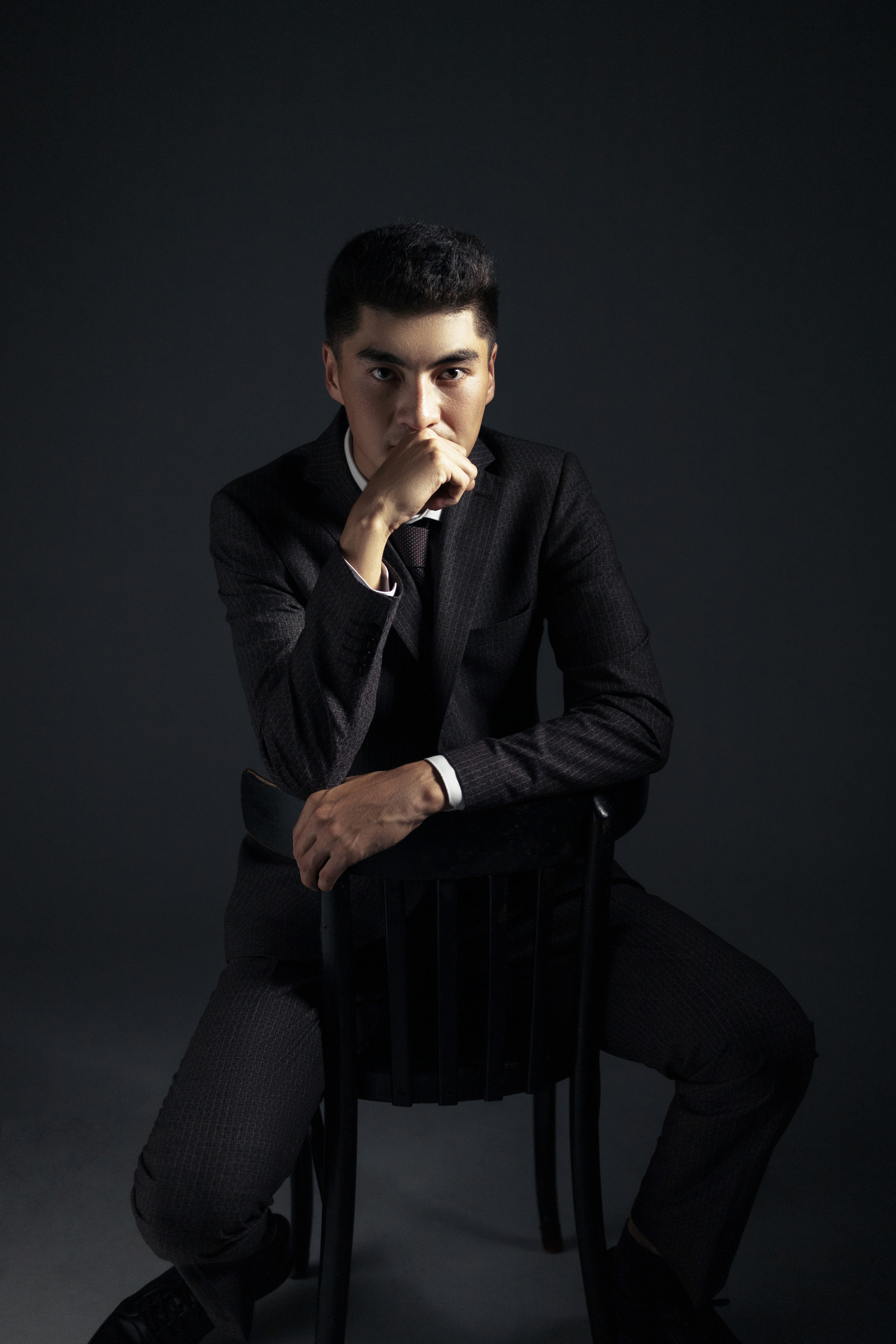 ОБО МНЕ. Репортажный и портретный фотограф в Астана