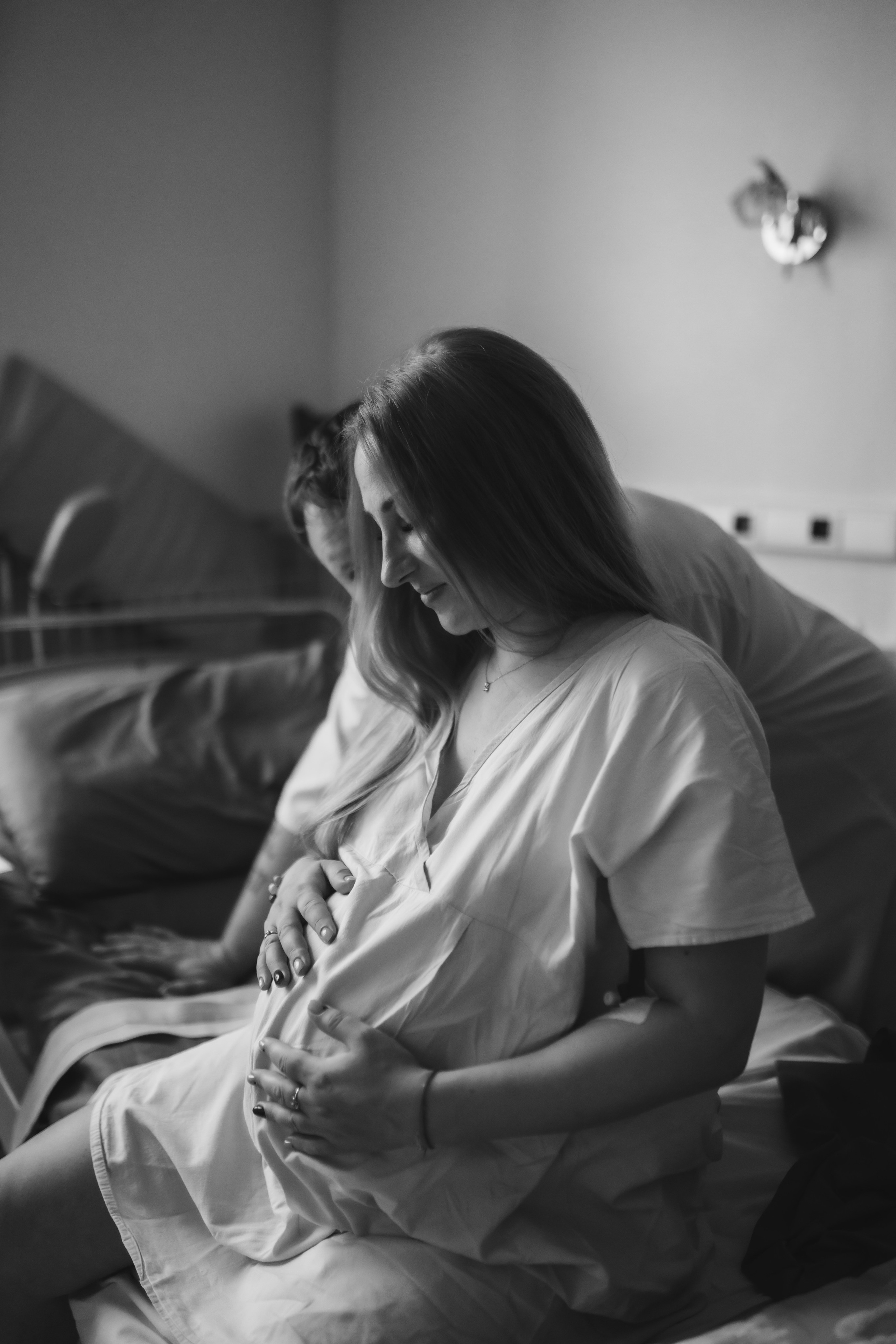 Capturing the miracle: the ultimate guide to stunning labor and delivery photos