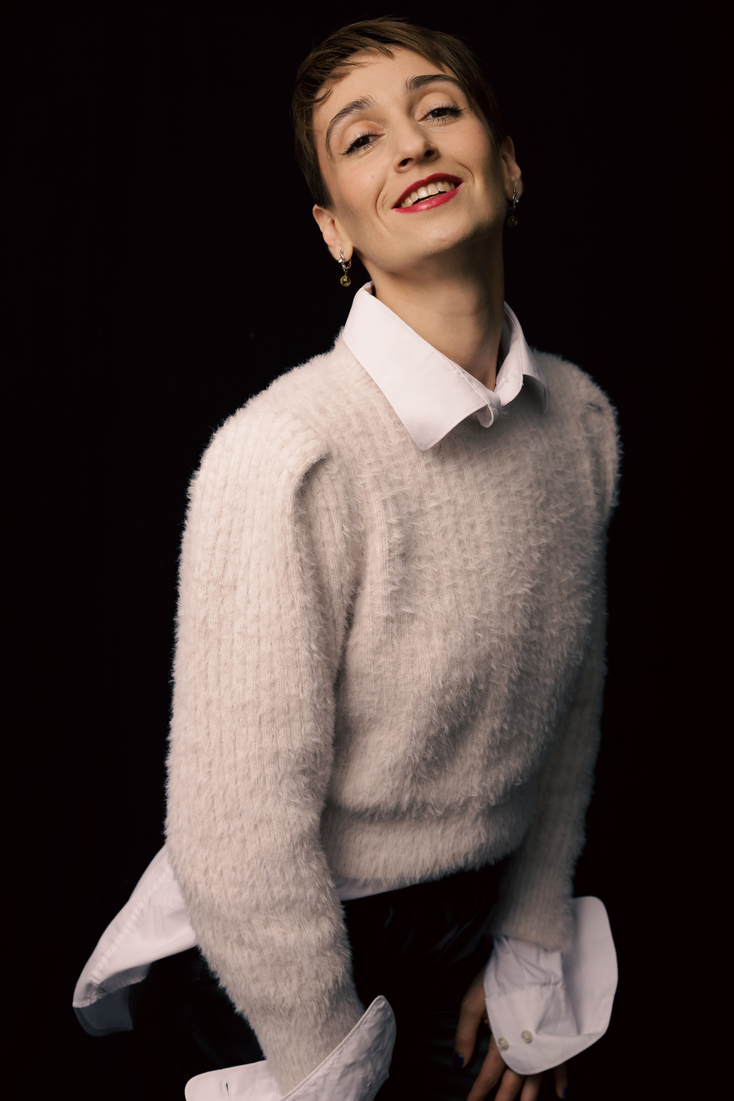 Писатель Наташа Корсак. Фотосъемка и интервью. Фотограф в Тюмени Даша Михнова. Портреты, фотопроекты, фотодни