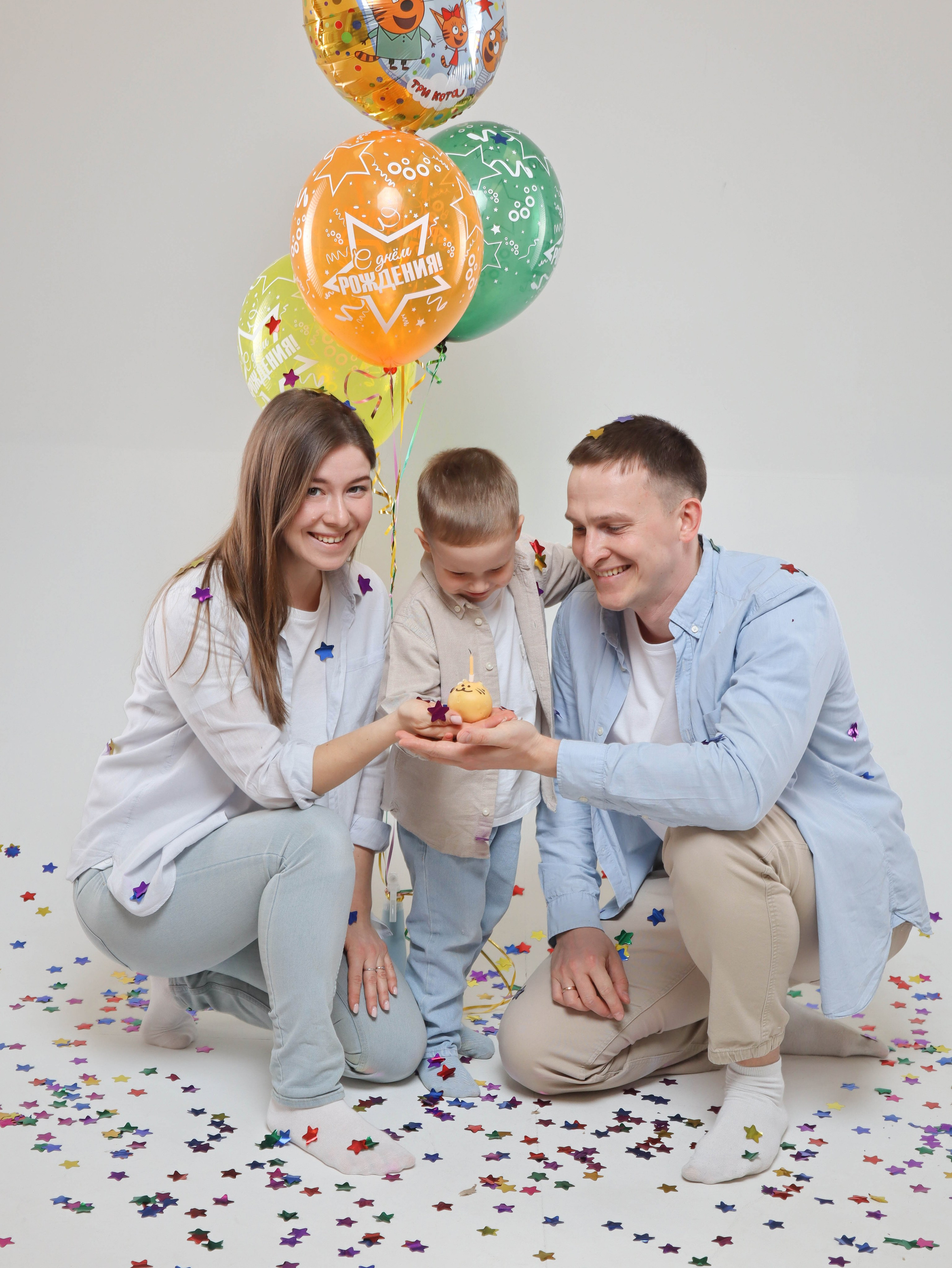 Детский день рождения в фотостудии с тортиком