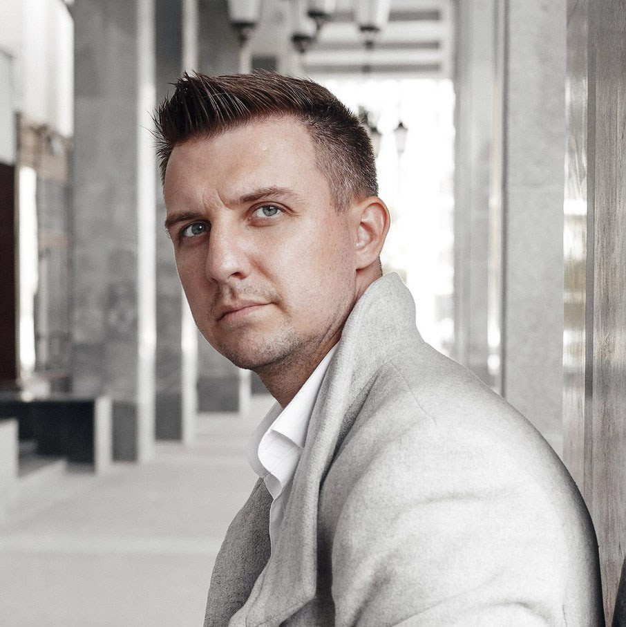 Контакты. Фотограф Сергей Наставник. Рекламная фотосъемка любой сложности