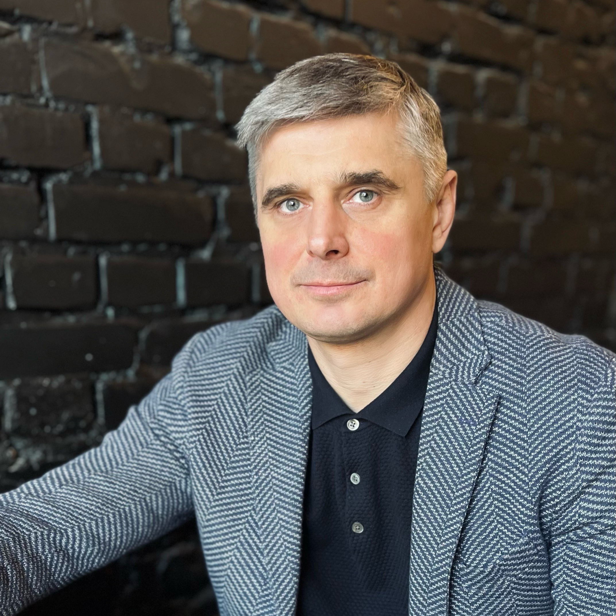 Контакты. Адвокат по делам о ДТП в Тюмени / Кургане