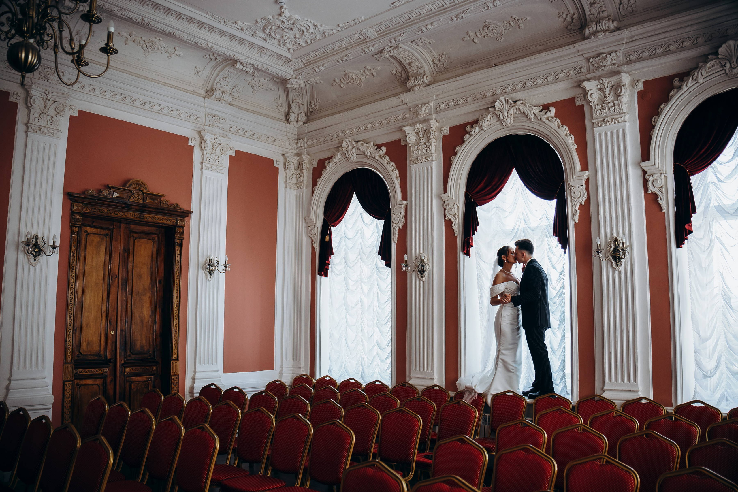 Свадебная фотосессия в Доме Союза Композиторов