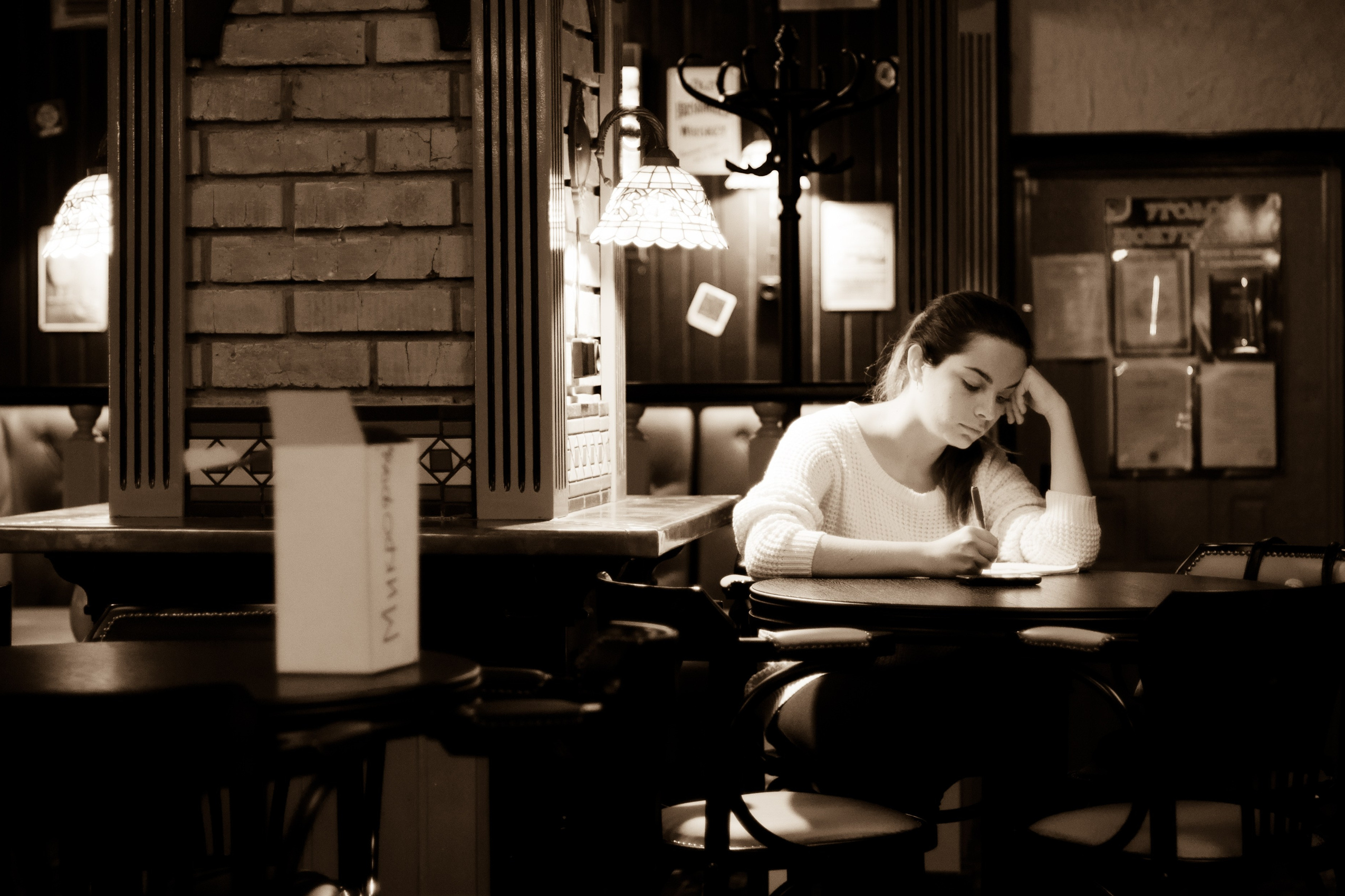 Услуги. Люди, вещи и пейзажи