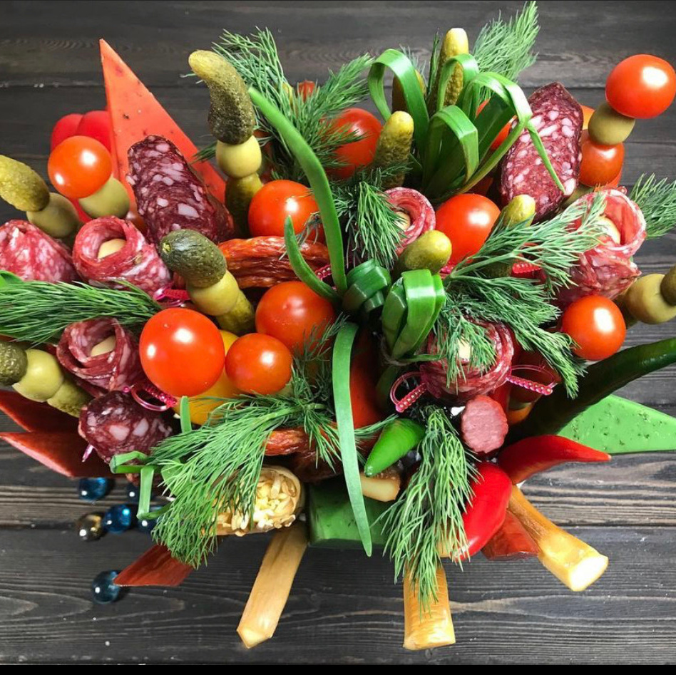 Мужские букеты Сургут. Клубника в шоколаде в Сургуте