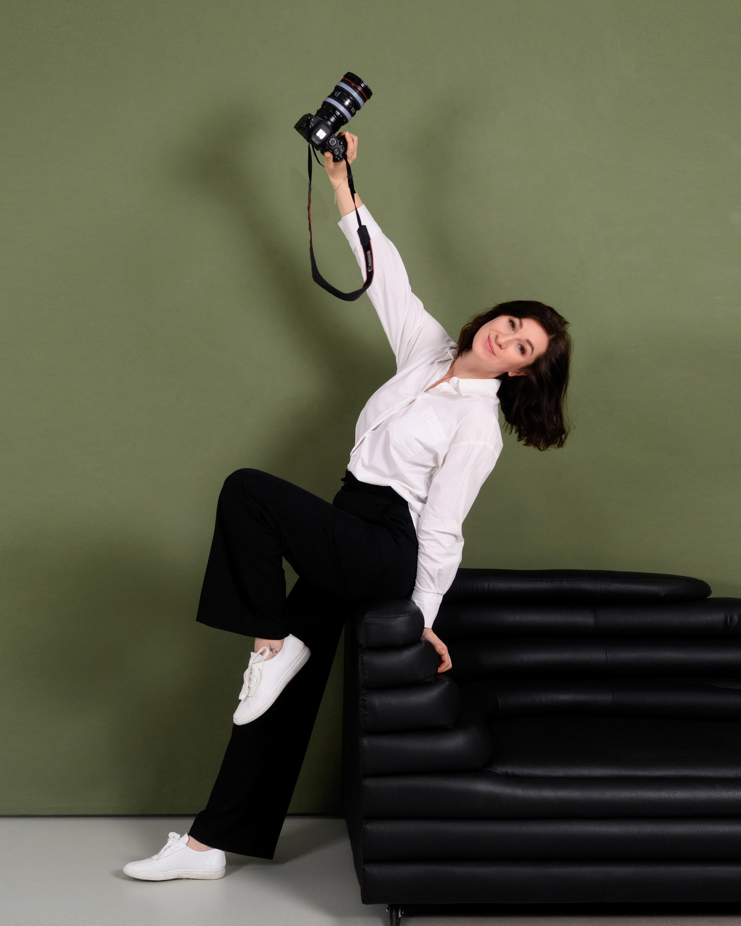 профессиональный фотограф, Брянск, фотосессия, свадебный фотограф, семейная фотосессия, в студии, фотостудии, фотостудия, девушка фотограф, творческая фотосъемка, бизнес портрет, фотосессия группы людей, выпускной альбом, выпускник, детская фотосъемка, фотосъемка, фотосессия, рилс, фотограф Брянск, женский портрет, портретная фотосъемка, фотография, фотограф, хороший фотограф, отзывы о фотографах