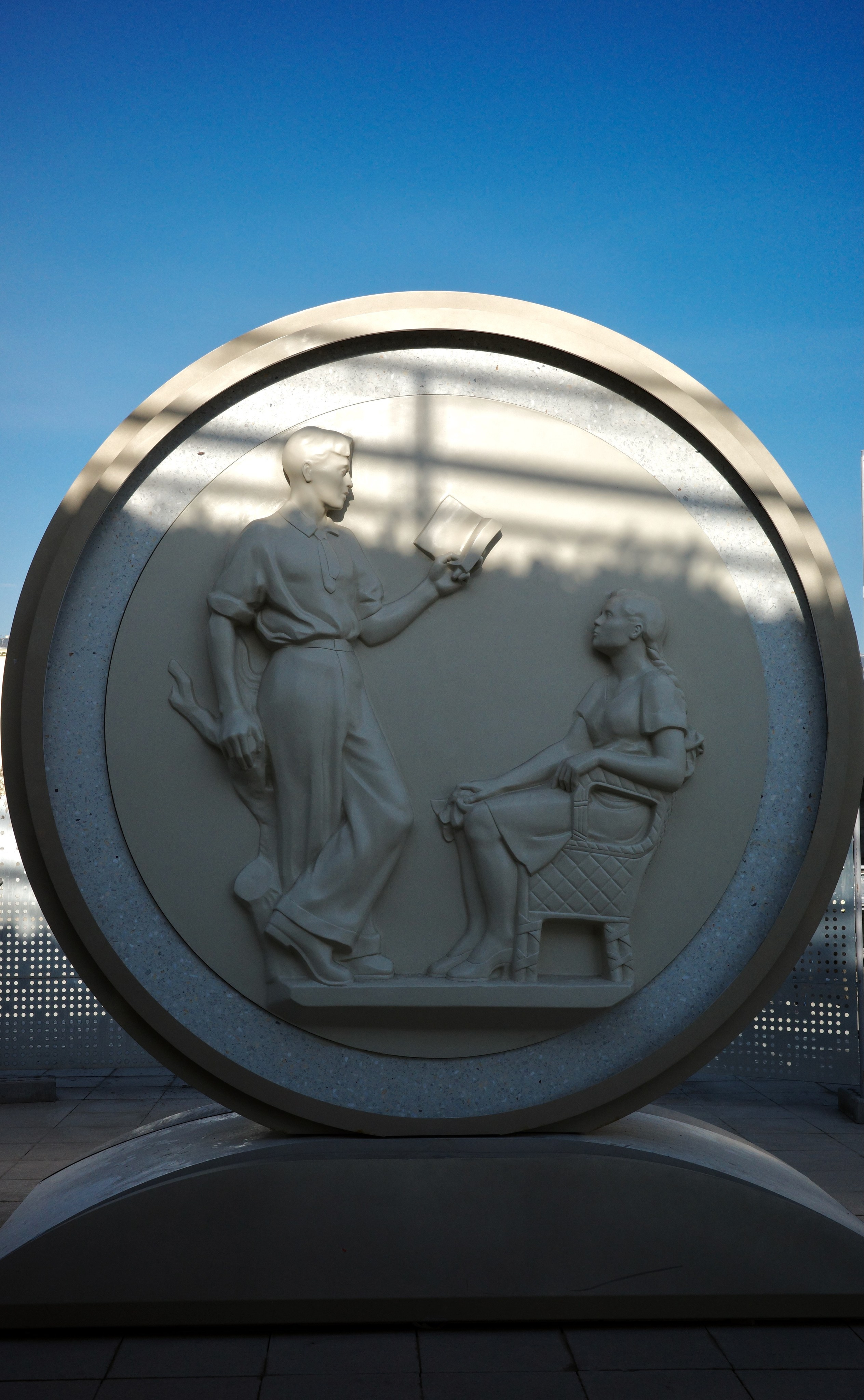 Новая Пушкинская набережная парка Горького 2026: 33 фото до скорого открытия. Проект «Фотокладовка»: блог уличной фотографии в формате street photo