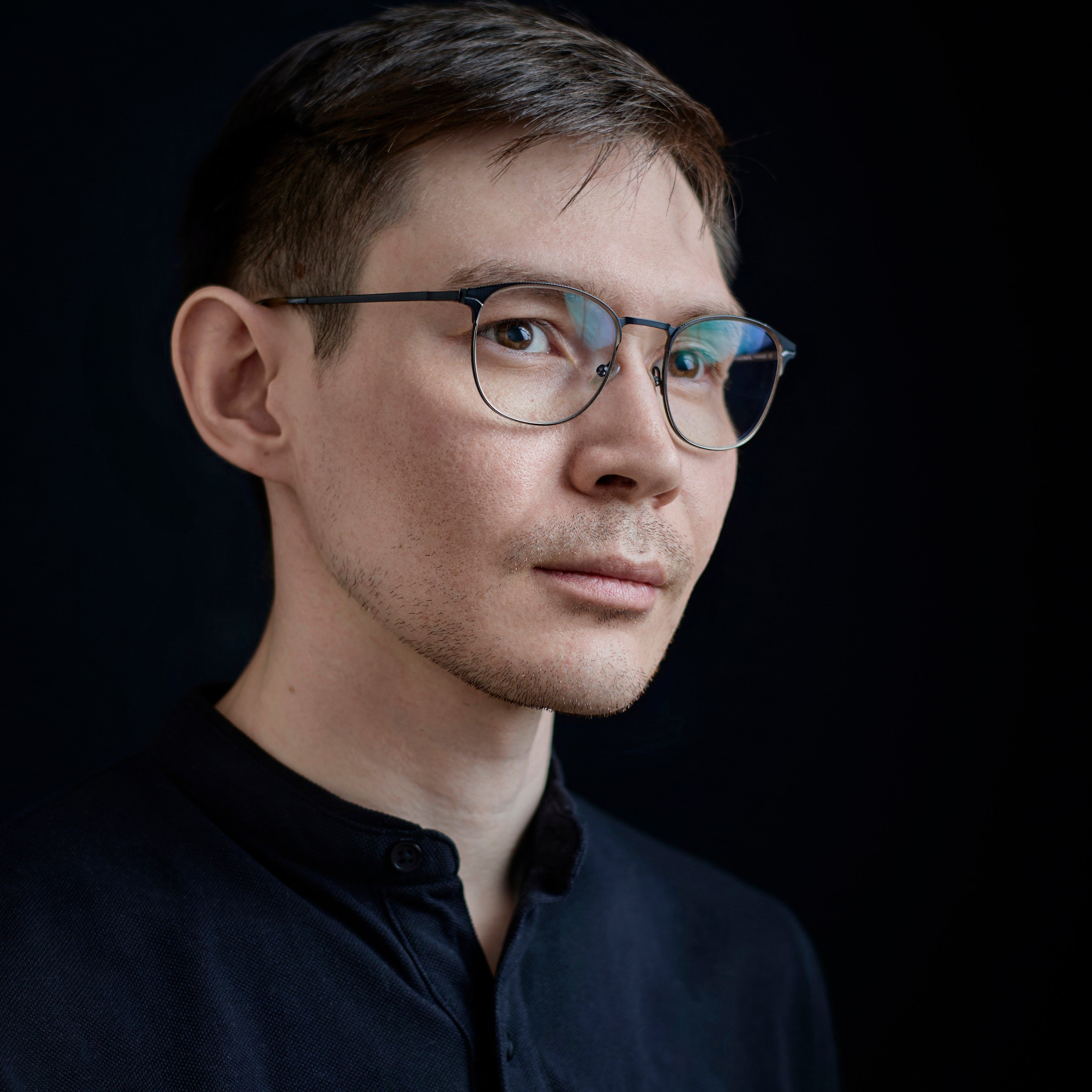 Контакты. Портретный фотограф в Екатеринбурге Имангалиев Болат