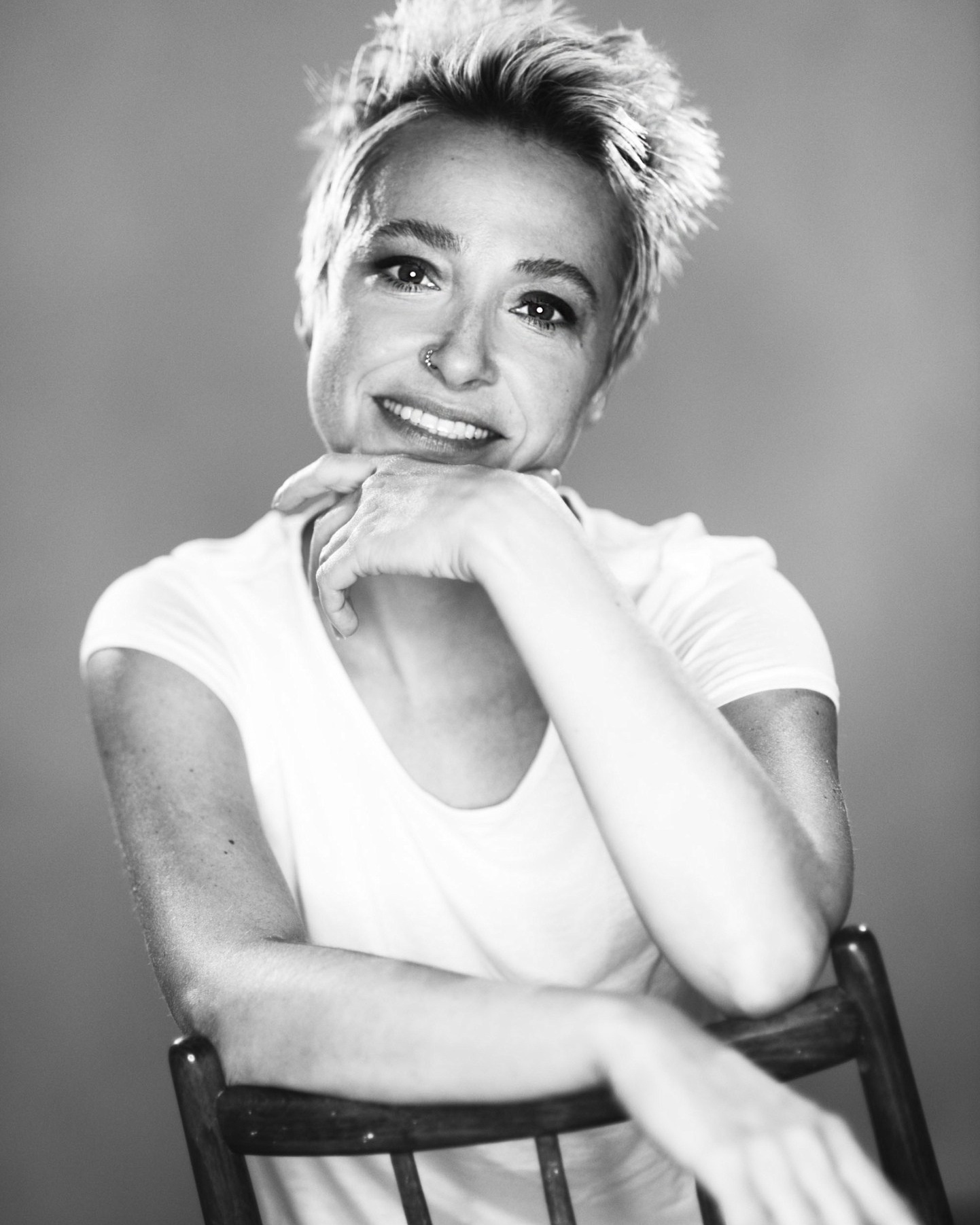 Контакты. Свадебный стилист Москва