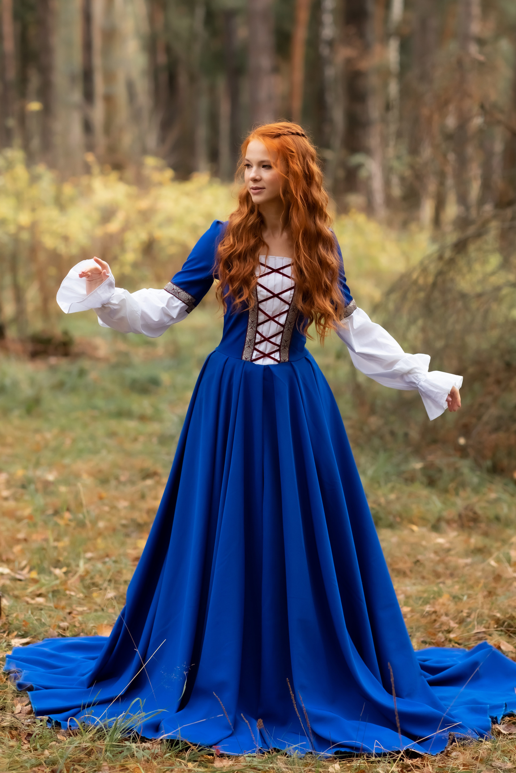 Дизайнер костюмов и украшений, фотограф