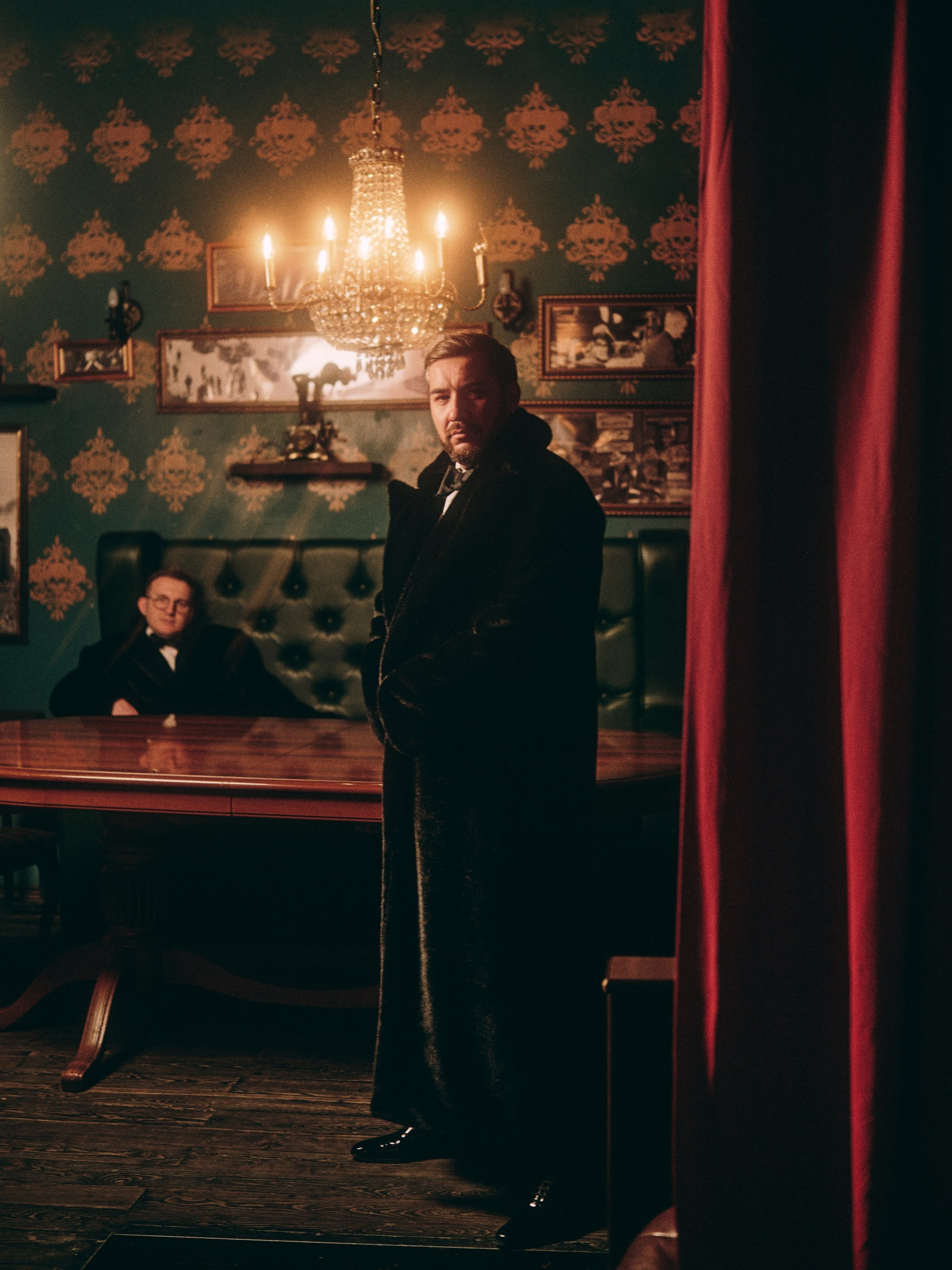 Дуэт ведущих Максим Дамир