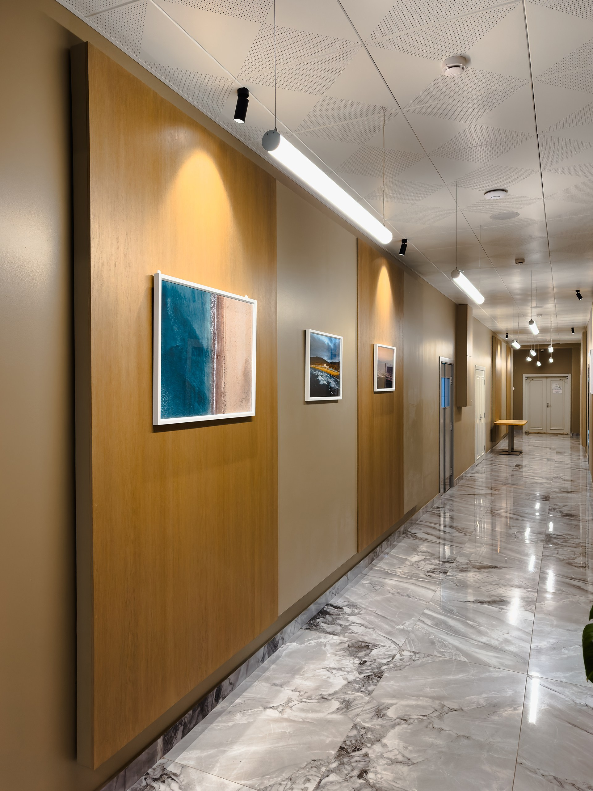 Наши фотокартины в отеле «Звезда Моря». Иван Зайцев (IZIART) — создание культурного кода через фото и видео