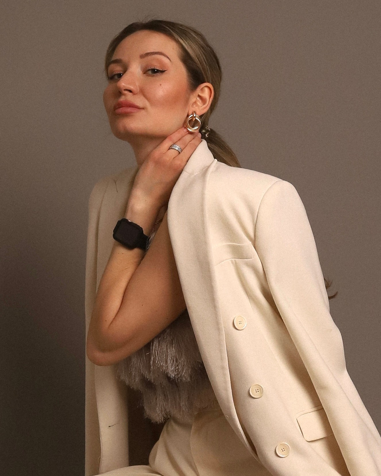 ОБЪЕКТИВНАЯ | фотостудия без фотографа | студия автопортрета | Москва